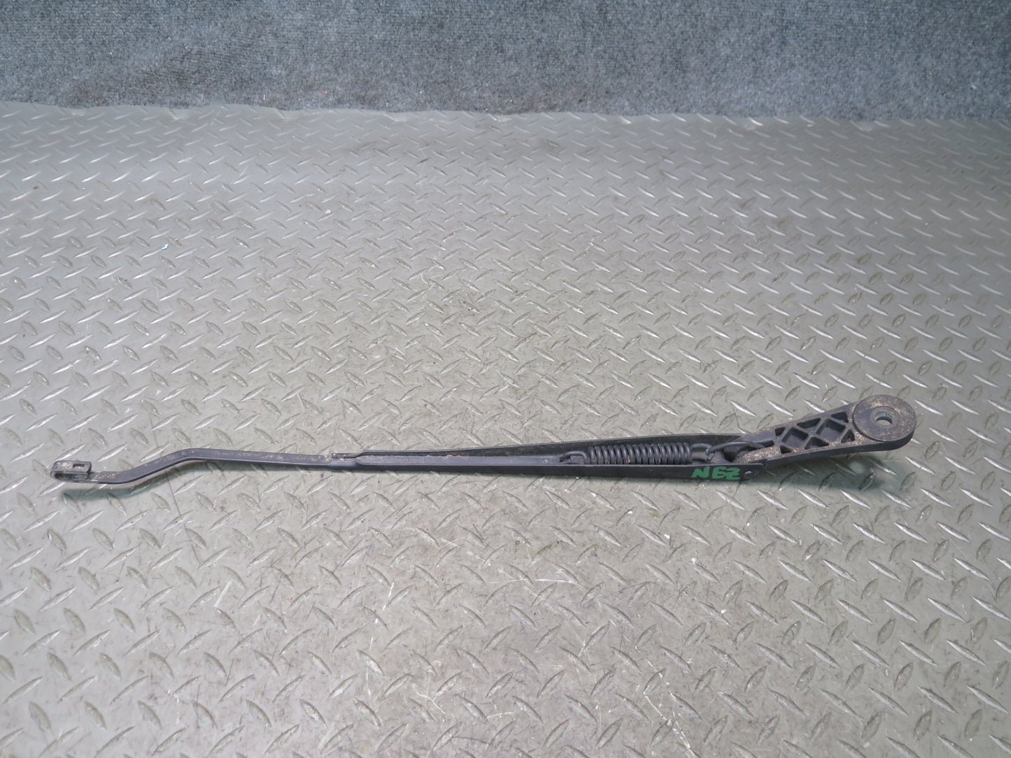 90-96 Nissan Z32 300ZX 2+0 Set of 2 Front Windshield Left & Right Wiper Arm OEM