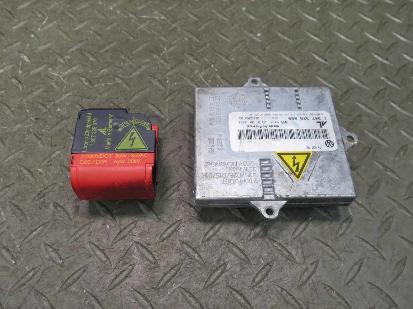06-09 VW Golf MK5 R32 Xenon Headlight Lamp Ballast Bulb Igniter Module Set OEM