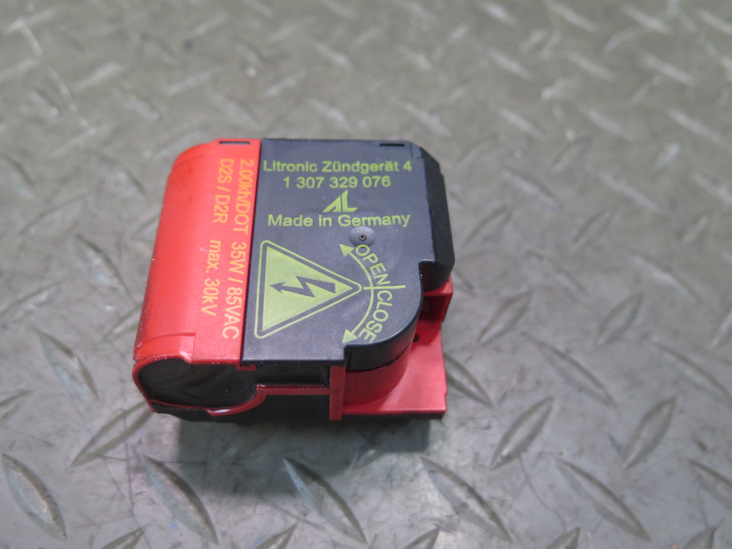 06-09 VW Golf MK5 R32 Xenon Headlight Lamp Ballast Bulb Igniter Module Set OEM