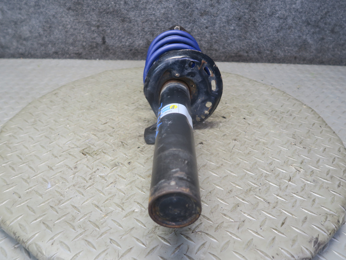 06-09 VW Golf MK5 R32 Set of 2 Bilstein Strut Shock Absorber w H&R Springs