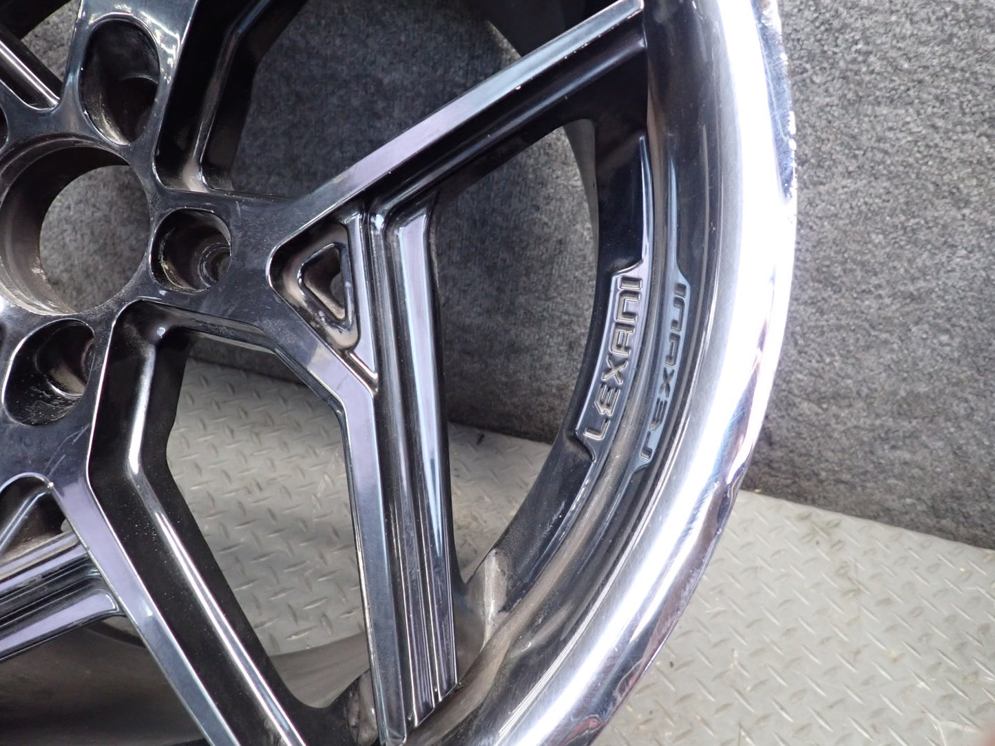 Lexani Spyder R20" Wheel Rim 20x10JJ ET15 5x112