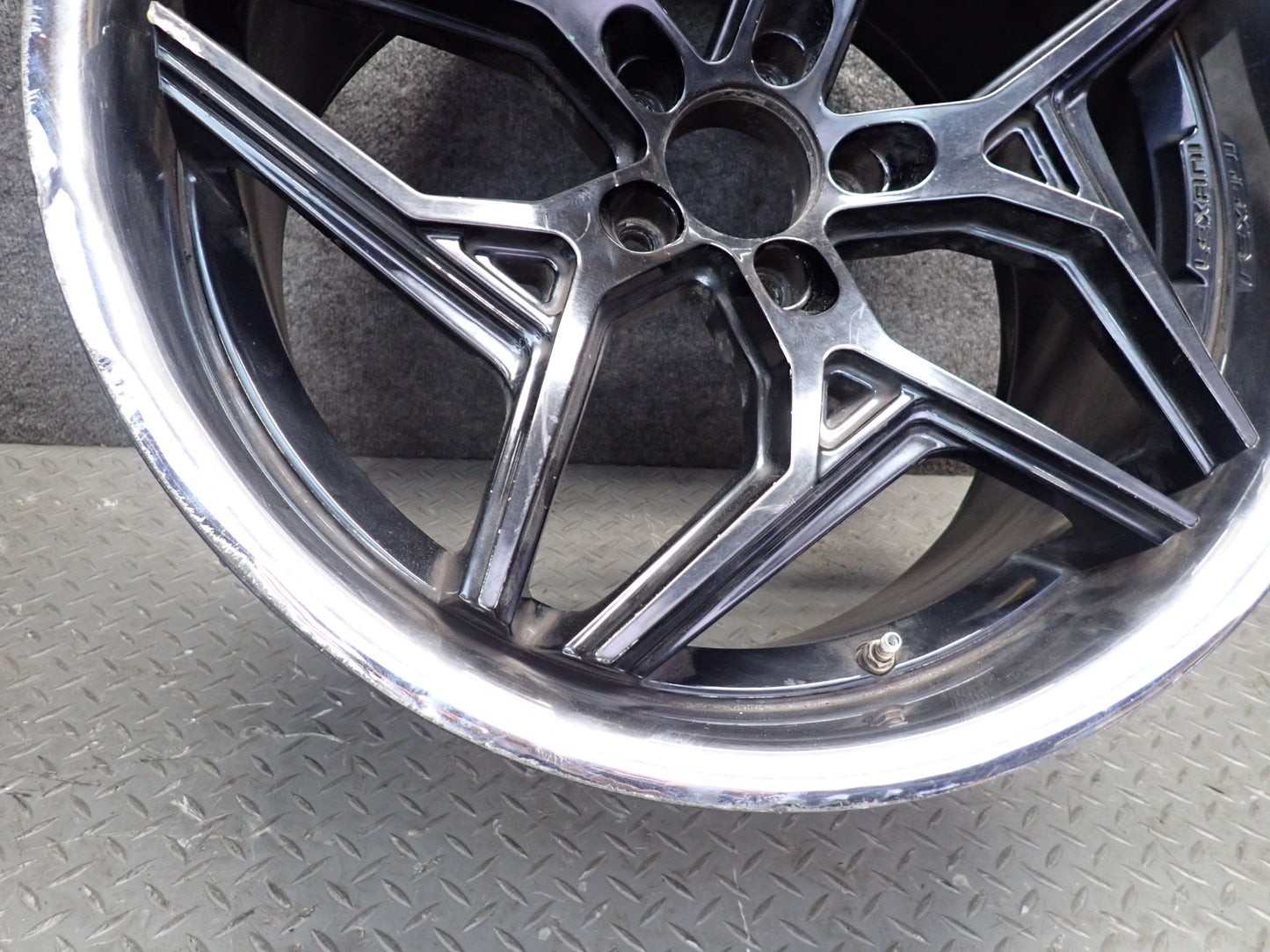 Lexani Spyder R20" Wheel Rim 20x10JJ ET15 5x112