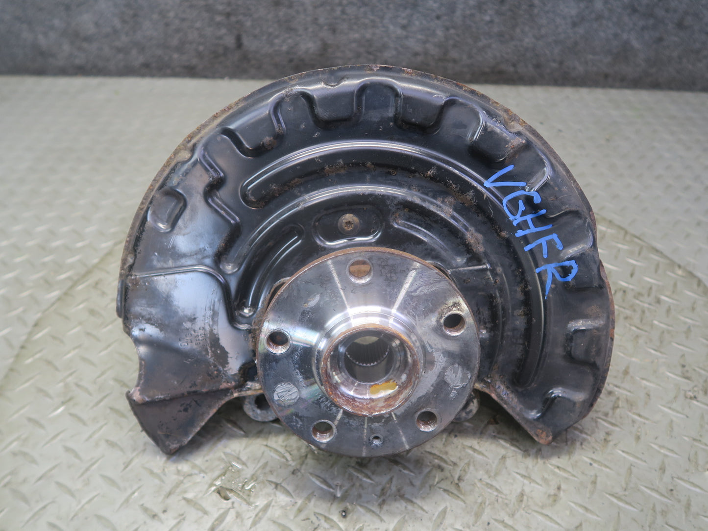 2008 VW Golf R32 AWD Front Right Spindle Knuckle Wheel Hub Bearing OEM