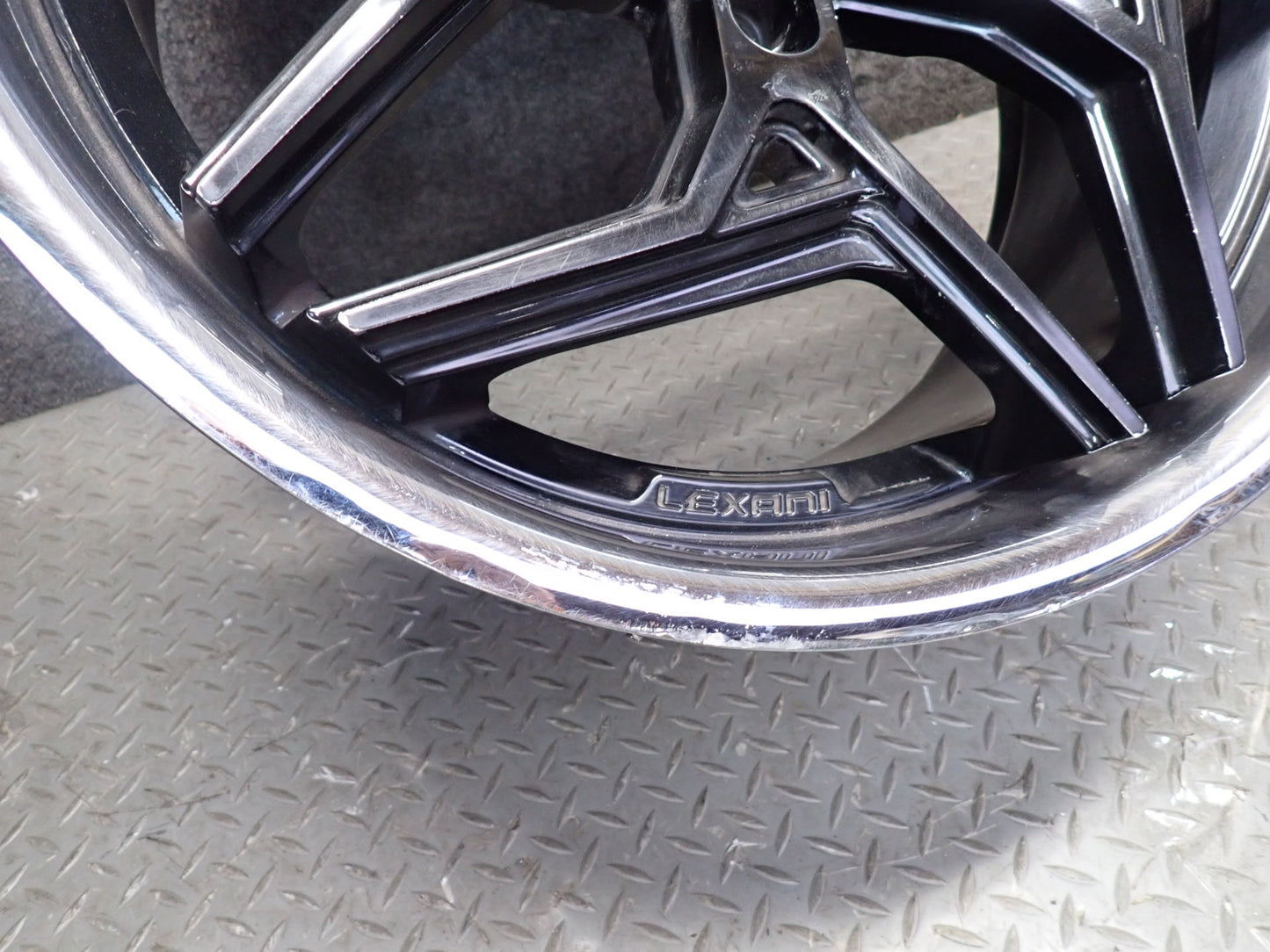Lexani Spyder R20" Wheel Rim 20x10JJ ET15 5x112