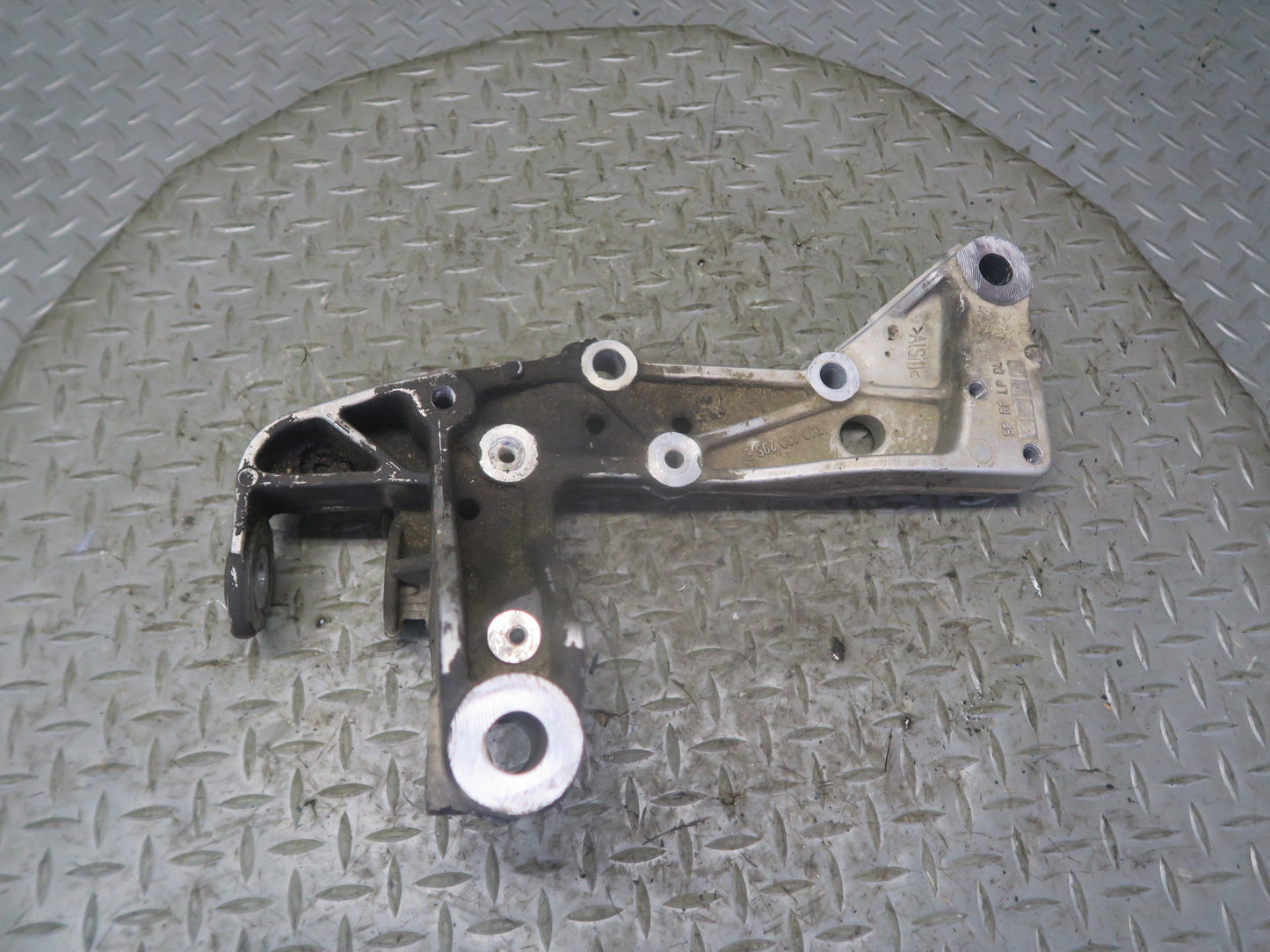 06-09 VW Golf MK5 R32 Set of 3 Front Subframe Mount Bracket Support OEM