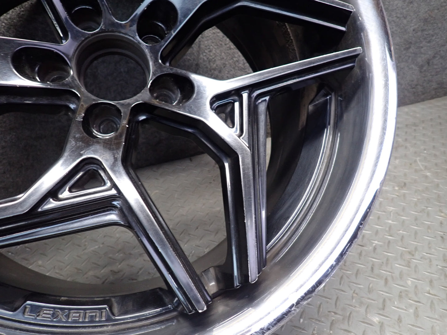 Lexani Spyder R20" Wheel Rim 20x10JJ ET15 5x112