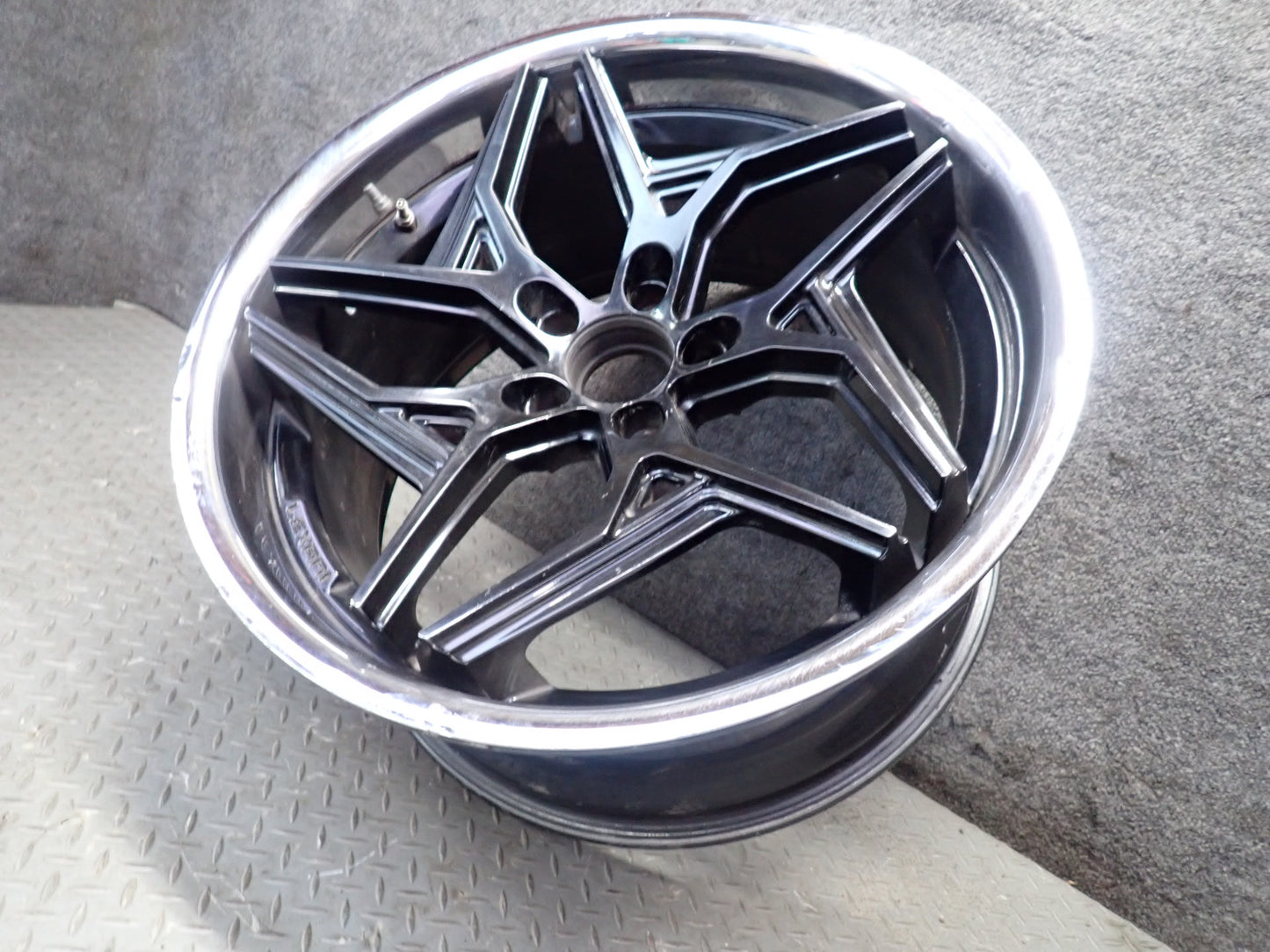 Lexani Spyder R20" Wheel Rim 20x10JJ ET15 5x112