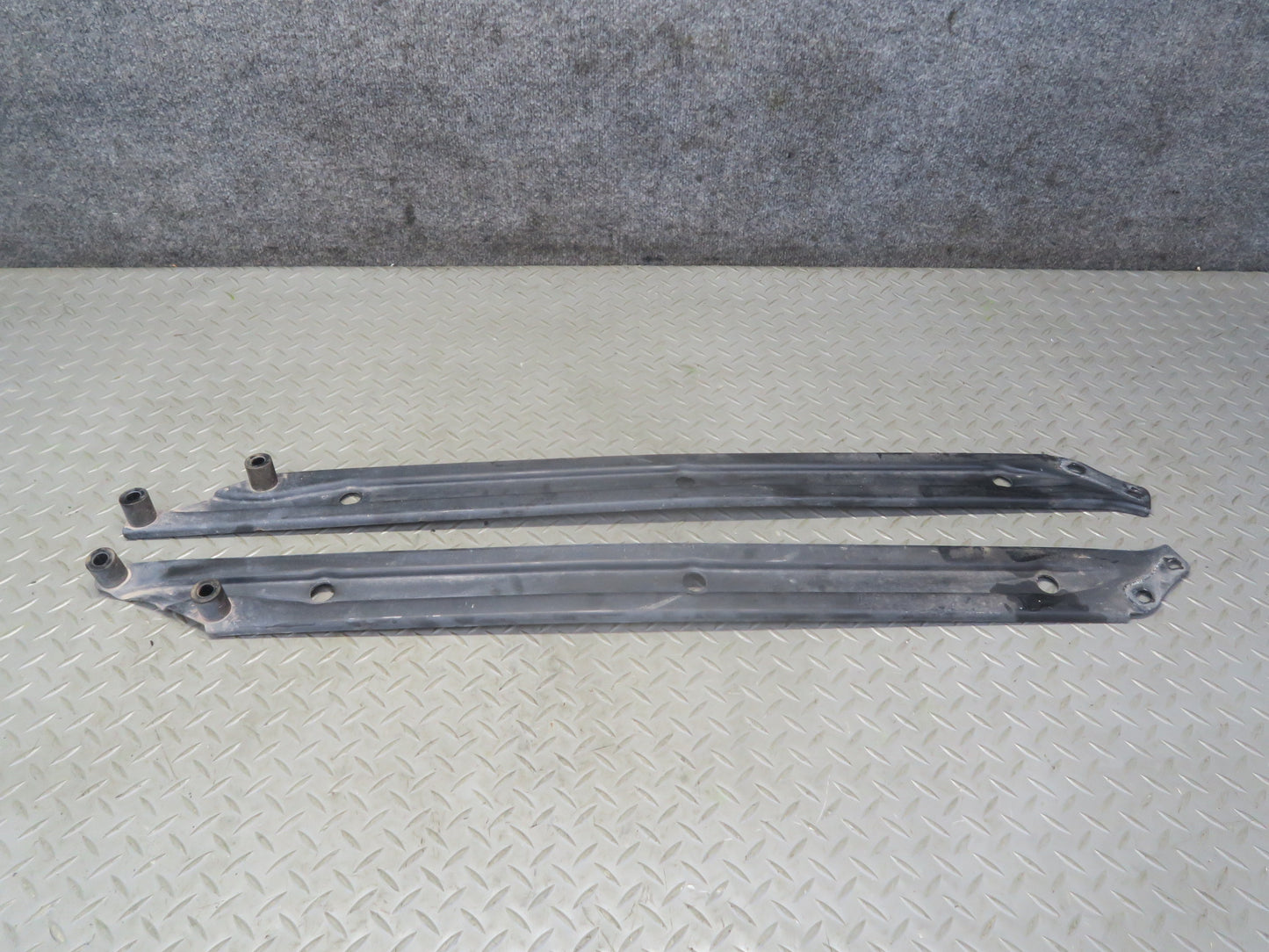 02-10 Lexus UZZ40L SC430 Set of 5 Rear Suspension Mounting Brace Plate OEM
