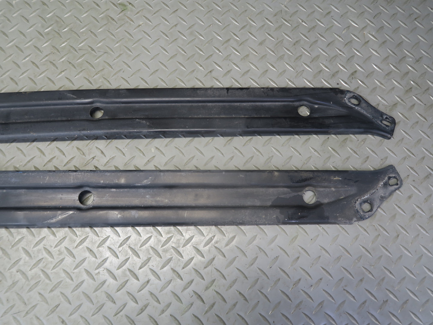02-10 Lexus UZZ40L SC430 Set of 5 Rear Suspension Mounting Brace Plate OEM