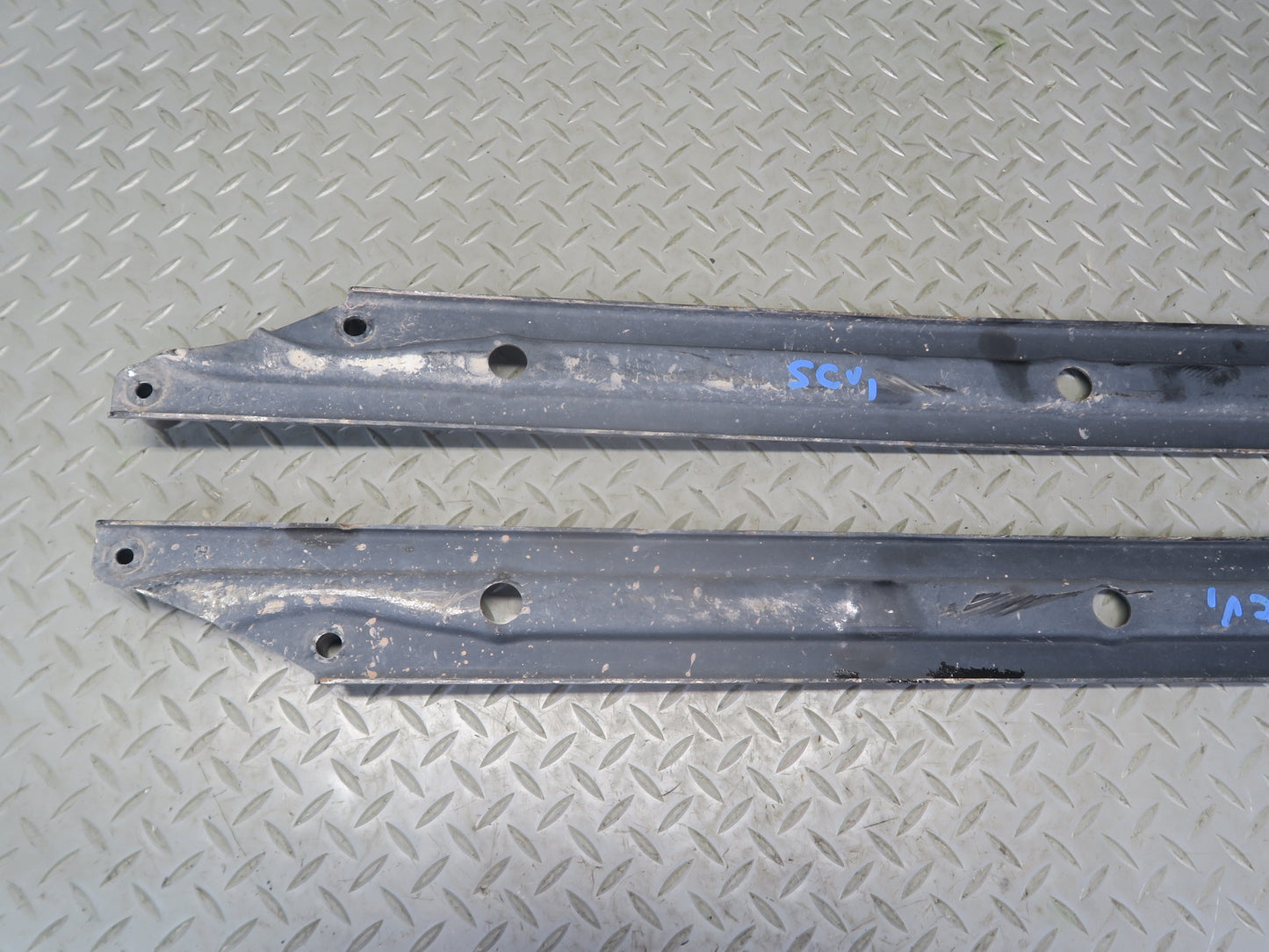 02-10 Lexus UZZ40L SC430 Set of 5 Rear Suspension Mounting Brace Plate OEM