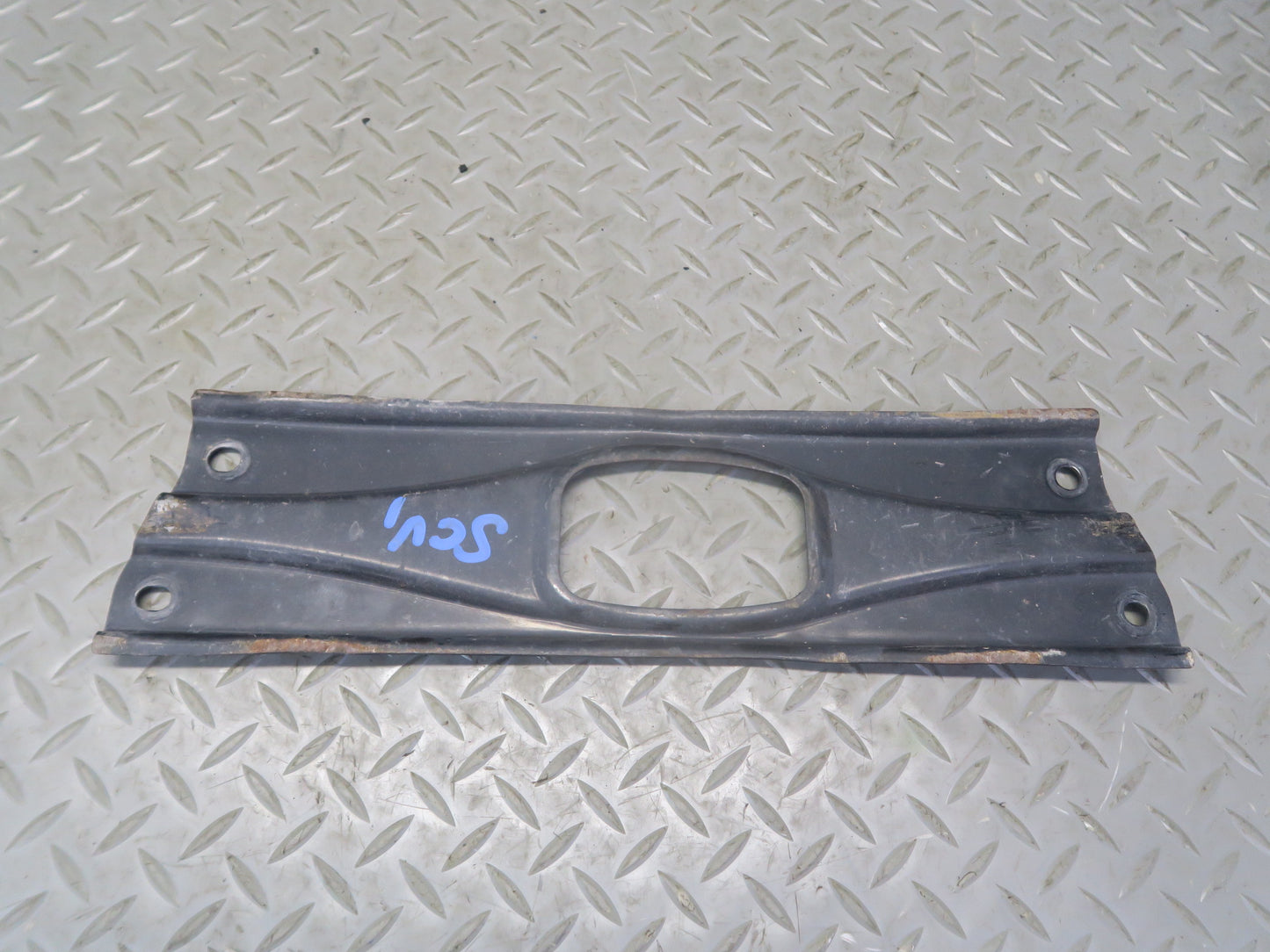 02-10 Lexus UZZ40L SC430 Set of 5 Rear Suspension Mounting Brace Plate OEM