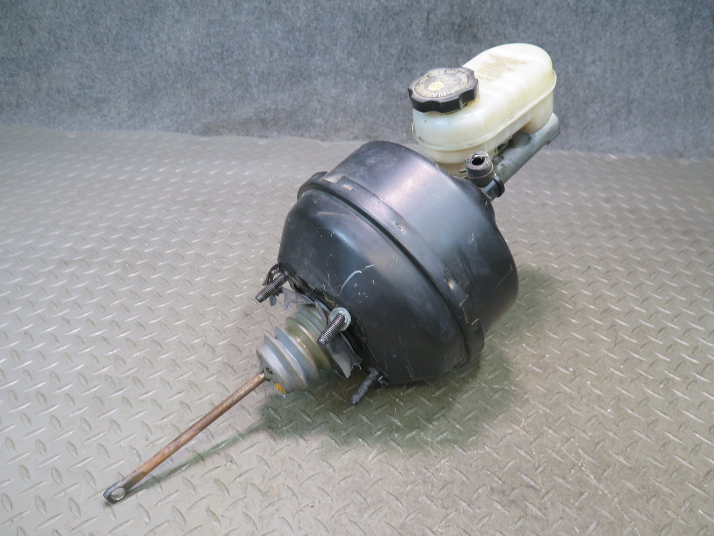 98-04 Chevrolet Corvette C5 Brake Master Cylinder Booster Fluid Reservoir OEM