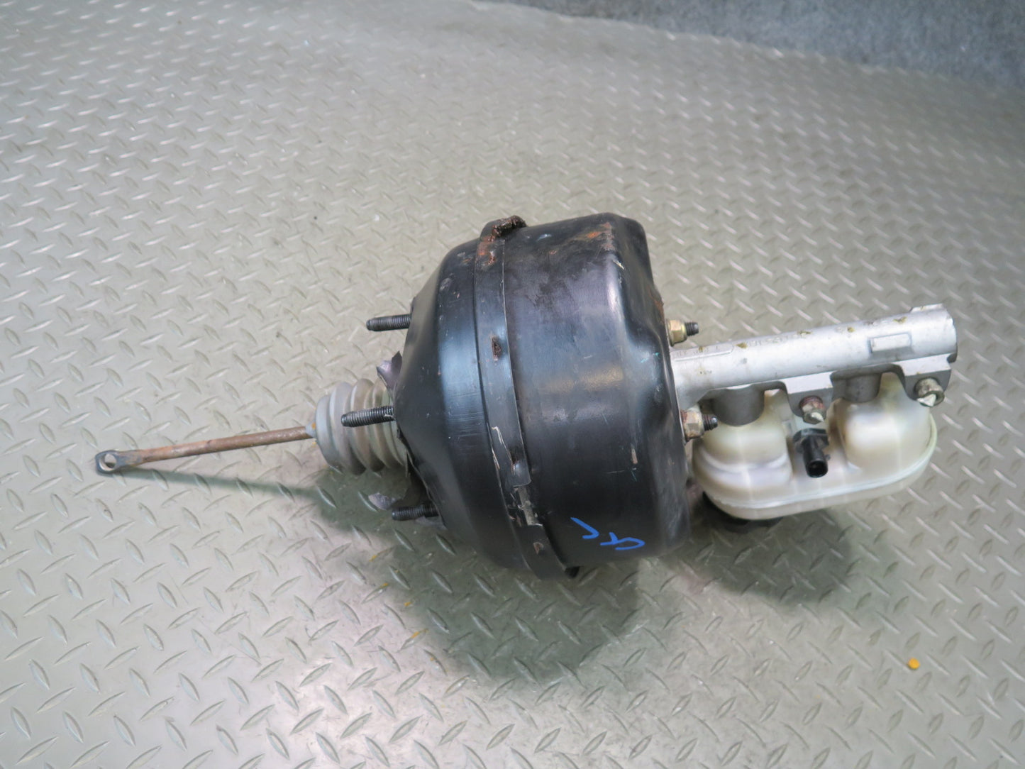 98-04 Chevrolet Corvette C5 Brake Master Cylinder Booster Fluid Reservoir OEM