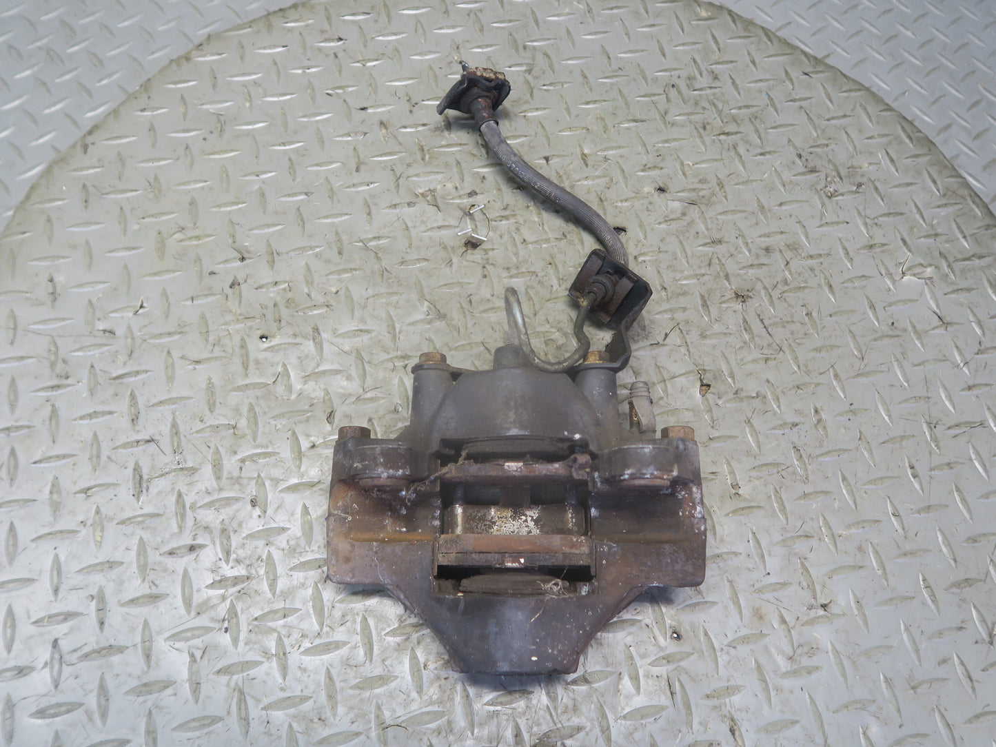 90-96 Nissan 300ZX Z32 NON Turbo Set of 2 Rear Left & Right Brake Caliper OEM