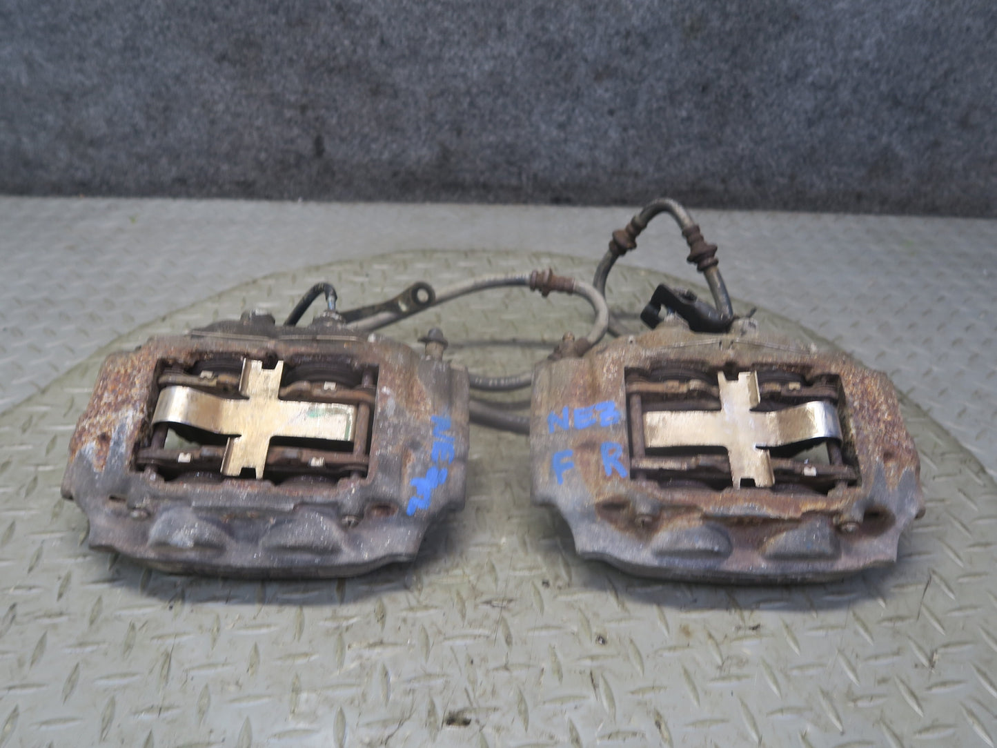 90-96 Nissan 300ZX Z32 NON Turbo Set of 2 Front Left & Right Brake Caliper OEM