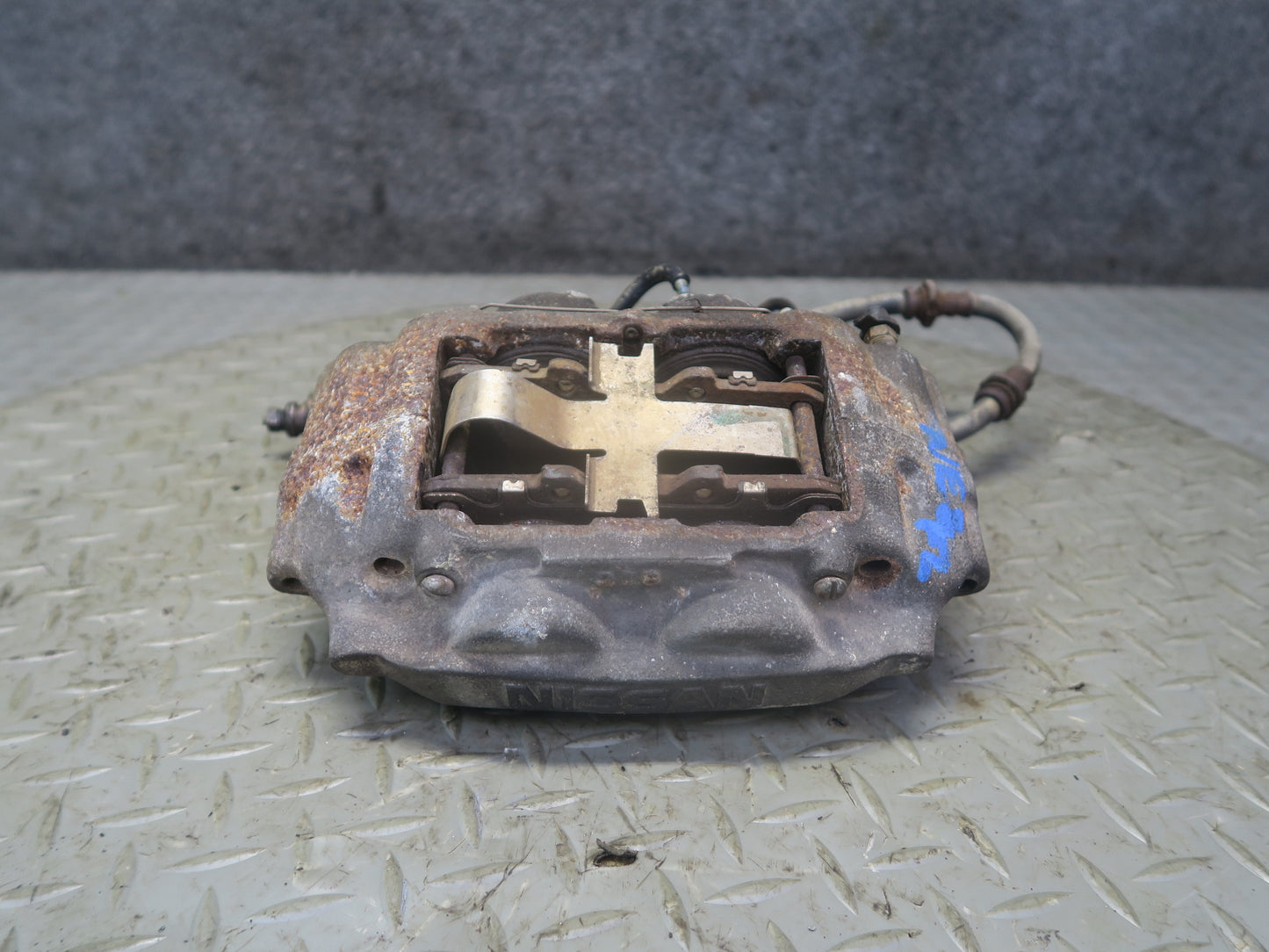 90-96 Nissan 300ZX Z32 NON Turbo Set of 2 Front Left & Right Brake Caliper OEM