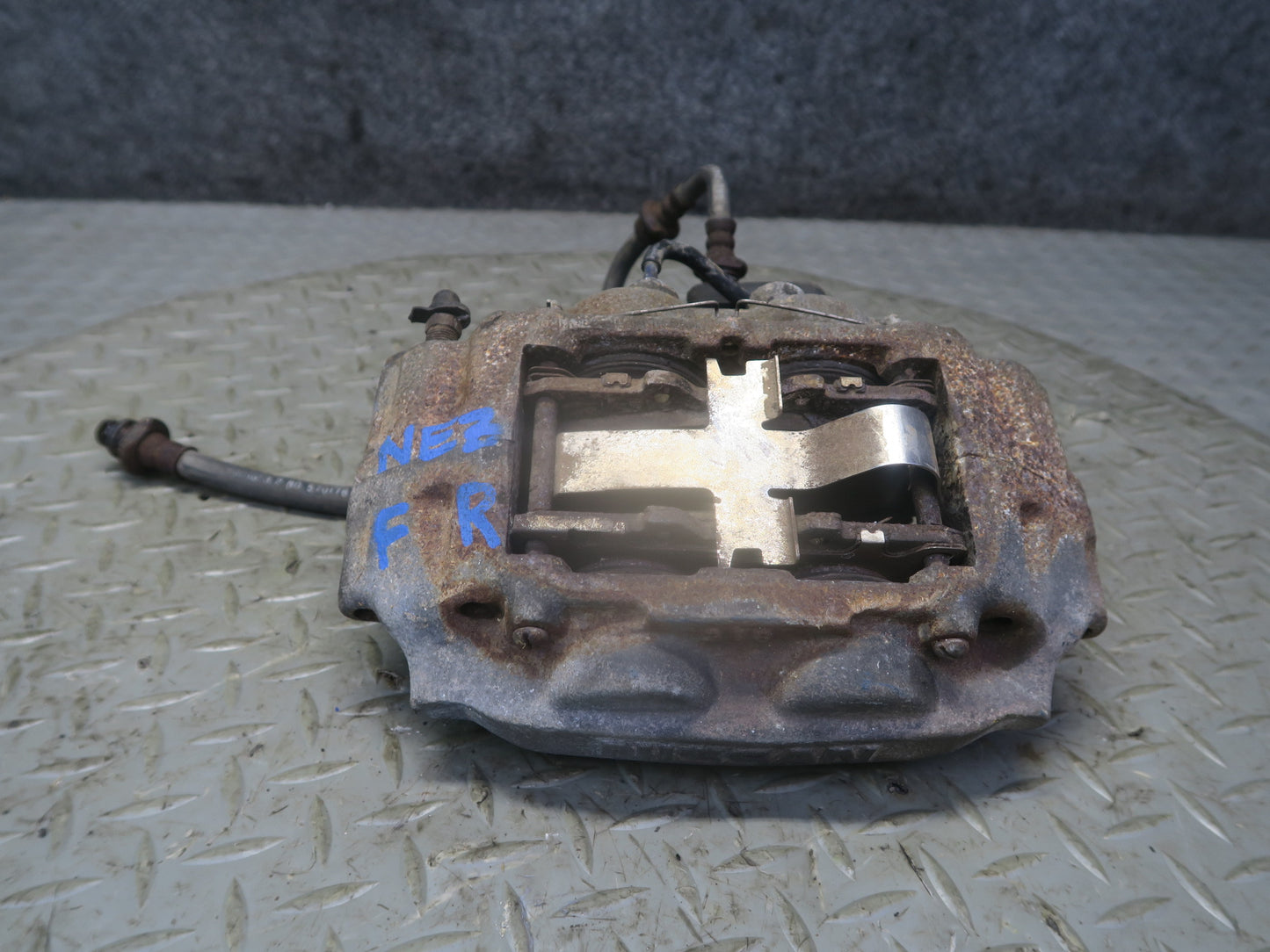 90-96 Nissan 300ZX Z32 NON Turbo Set of 2 Front Left & Right Brake Caliper OEM