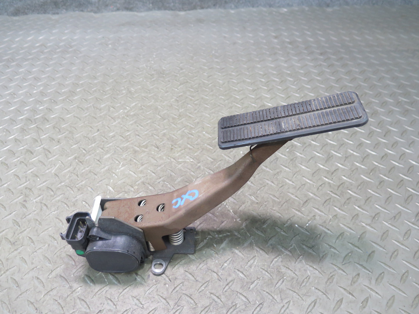 97-04 Chevrolet Corvette C5 Gas Accelerator Throttle Pedal Assembly OEM