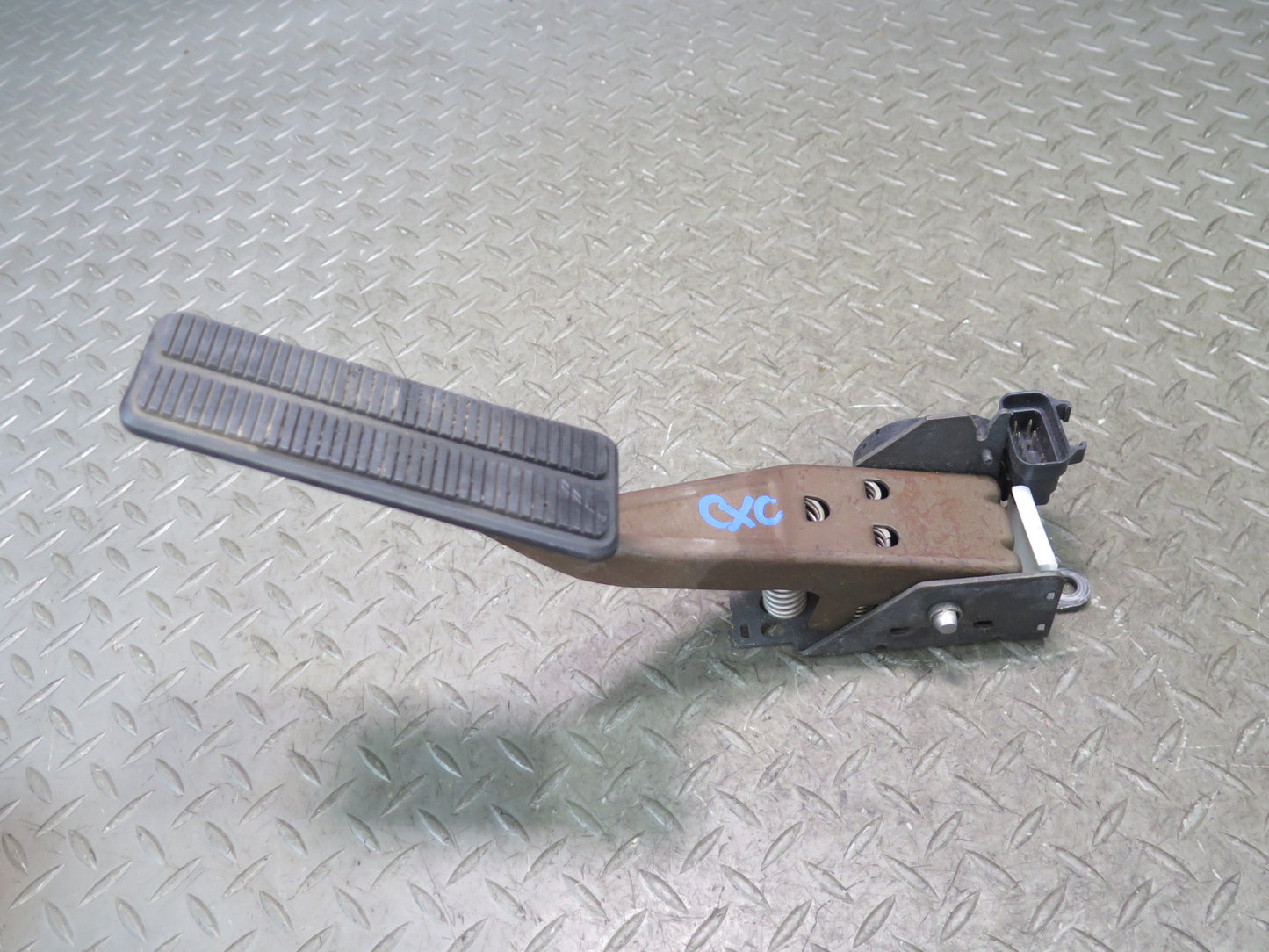 97-04 Chevrolet Corvette C5 Gas Accelerator Throttle Pedal Assembly OEM