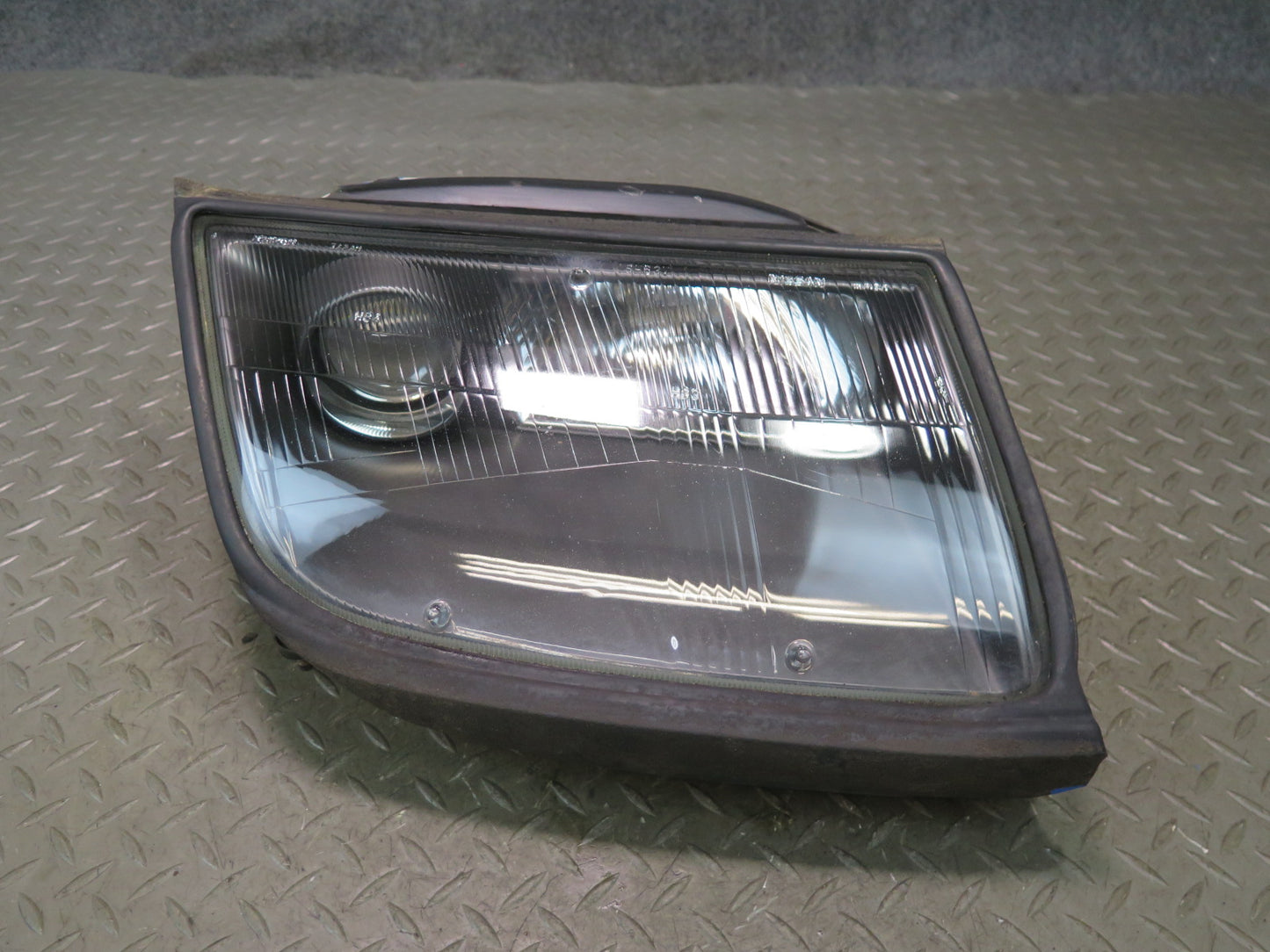 90-96 Nissan Z32 300ZX Front Right Side Halogen Headlight Lamp OEM