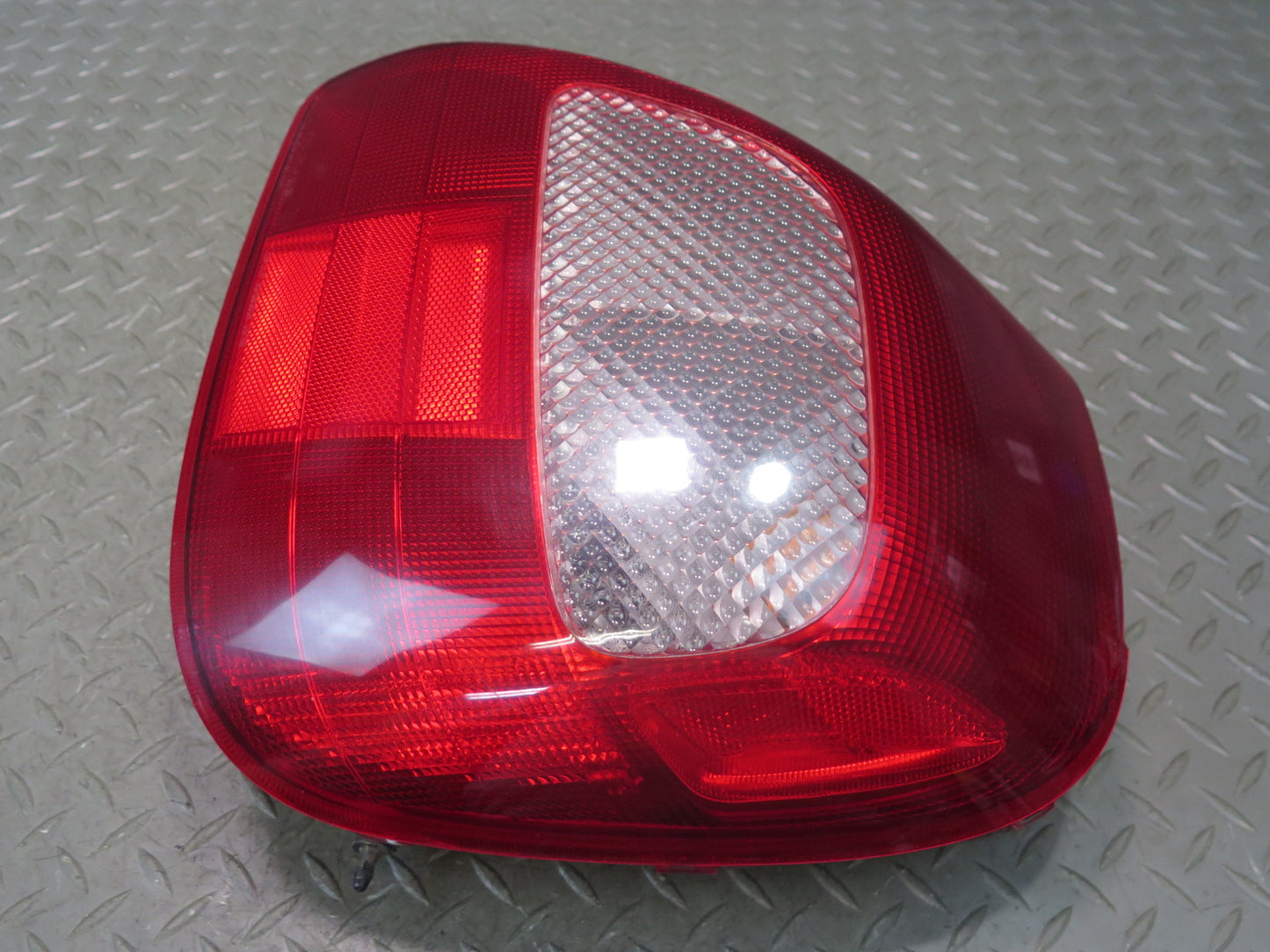 00-02 Toyota MR2 Spyder ZZW30L Set of 2 Rear Left & Right Tail Light Lamp OEM