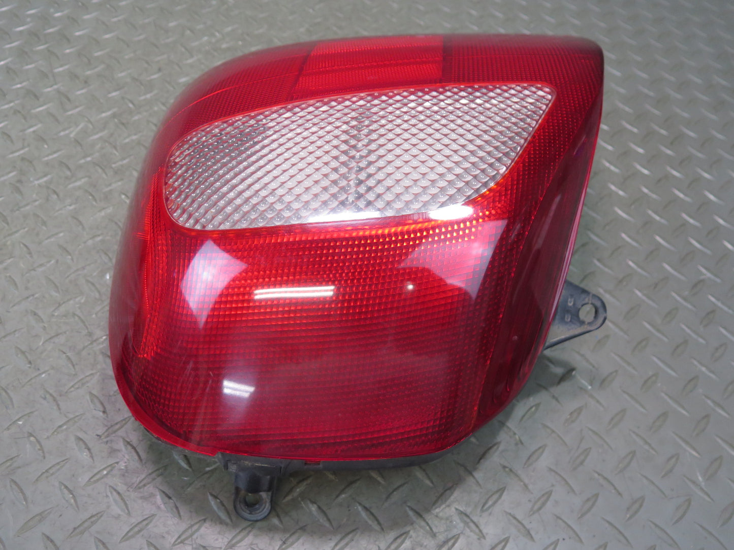 00-02 Toyota MR2 Spyder ZZW30L Set of 2 Rear Left & Right Tail Light Lamp OEM