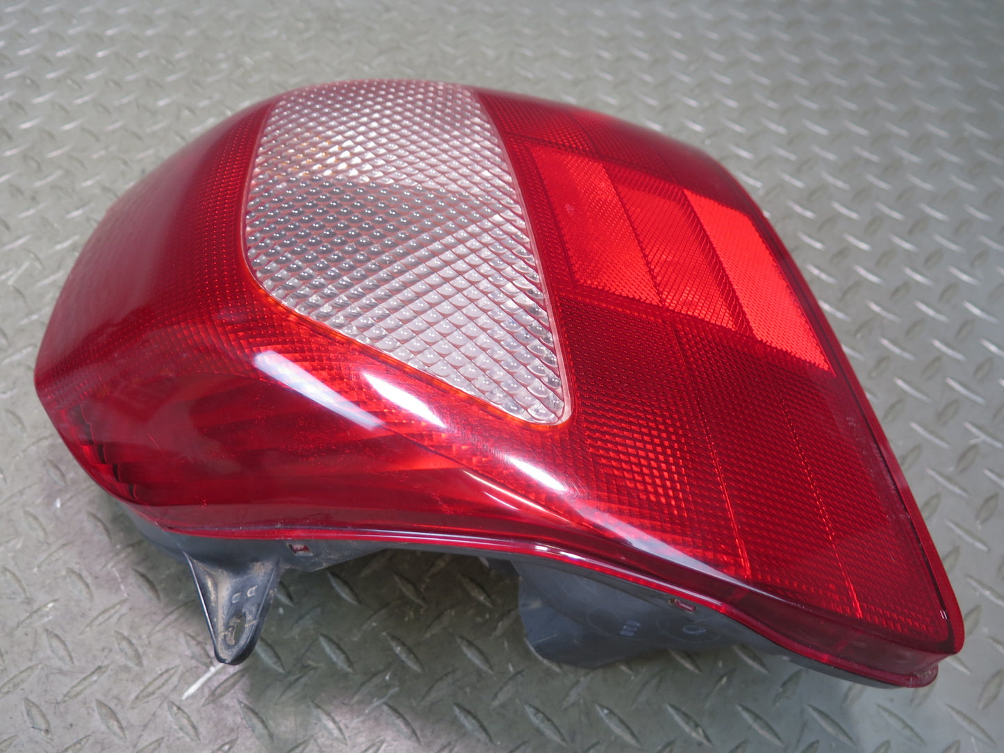 00-02 Toyota MR2 Spyder ZZW30L Set of 2 Rear Left & Right Tail Light Lamp OEM