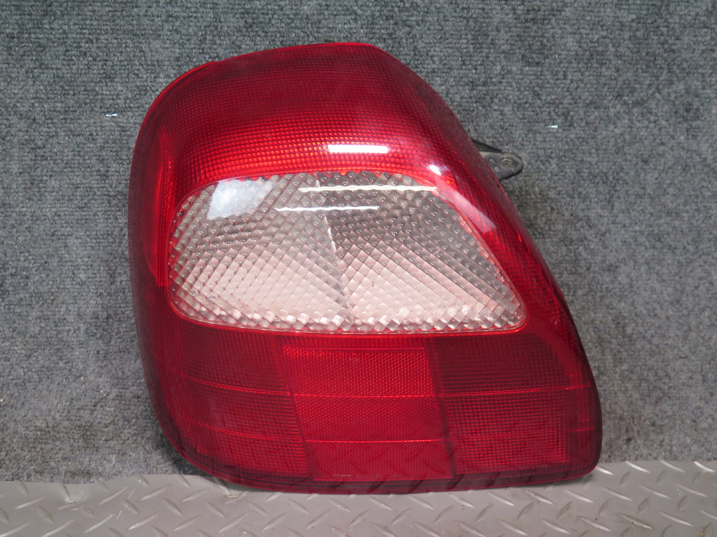 00-02 Toyota MR2 Spyder ZZW30L Set of 2 Rear Left & Right Tail Light Lamp OEM