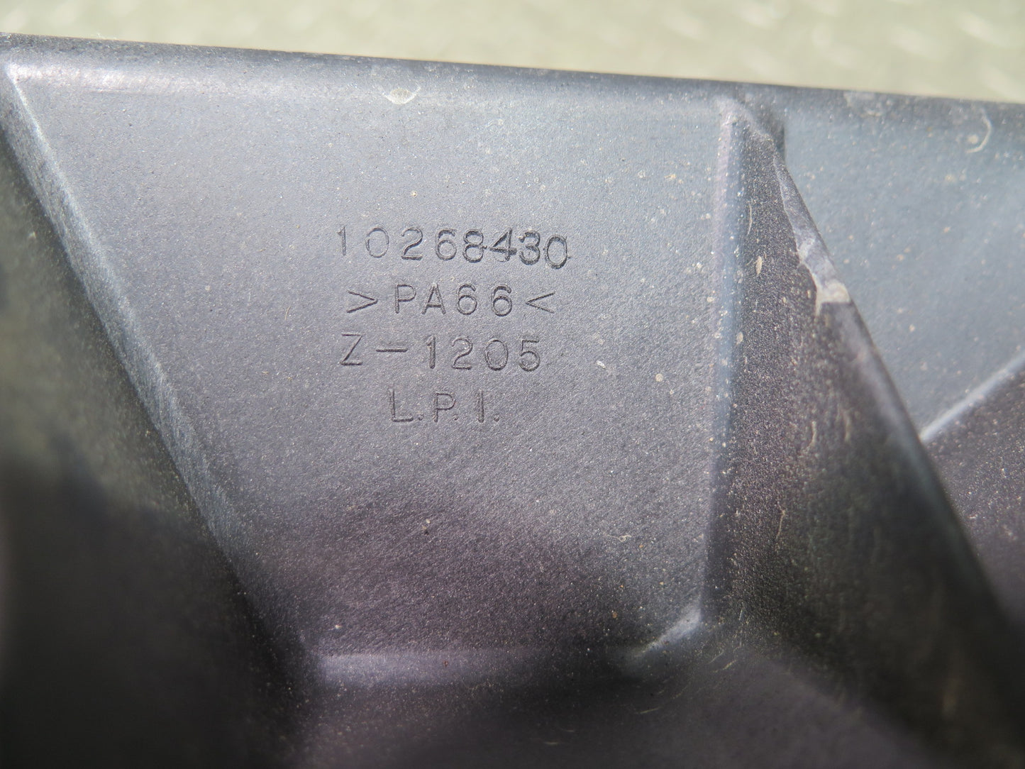97-04 Chevrolet Corvette C5 Battery Tray Holder Bracket Set 10268430 OEM