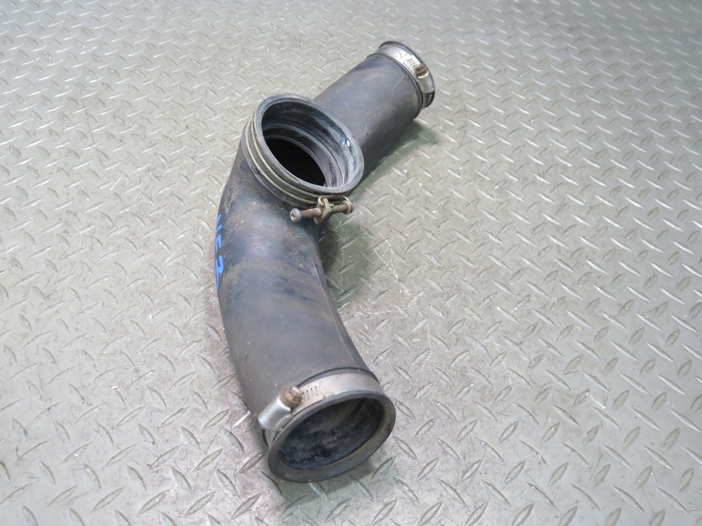 90-96 Nissan Z32 300ZX NA Center Air Intake Duct Hose Pipe Line OEM
