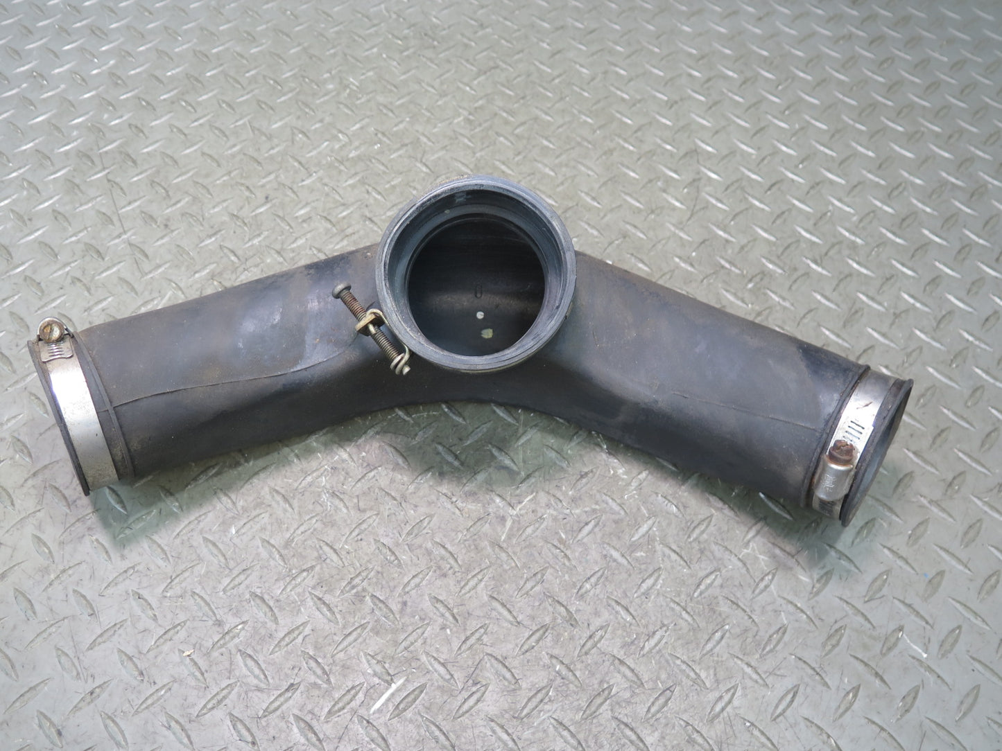 90-96 Nissan Z32 300ZX NA Center Air Intake Duct Hose Pipe Line OEM