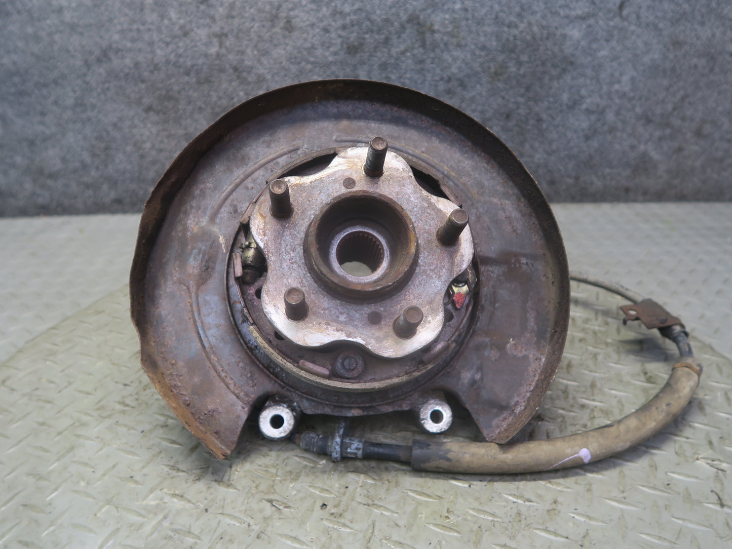 91-96 Nissan Z32 300ZX NA Rear Right Spindle Knuckle Wheel Hub Bearing OEM