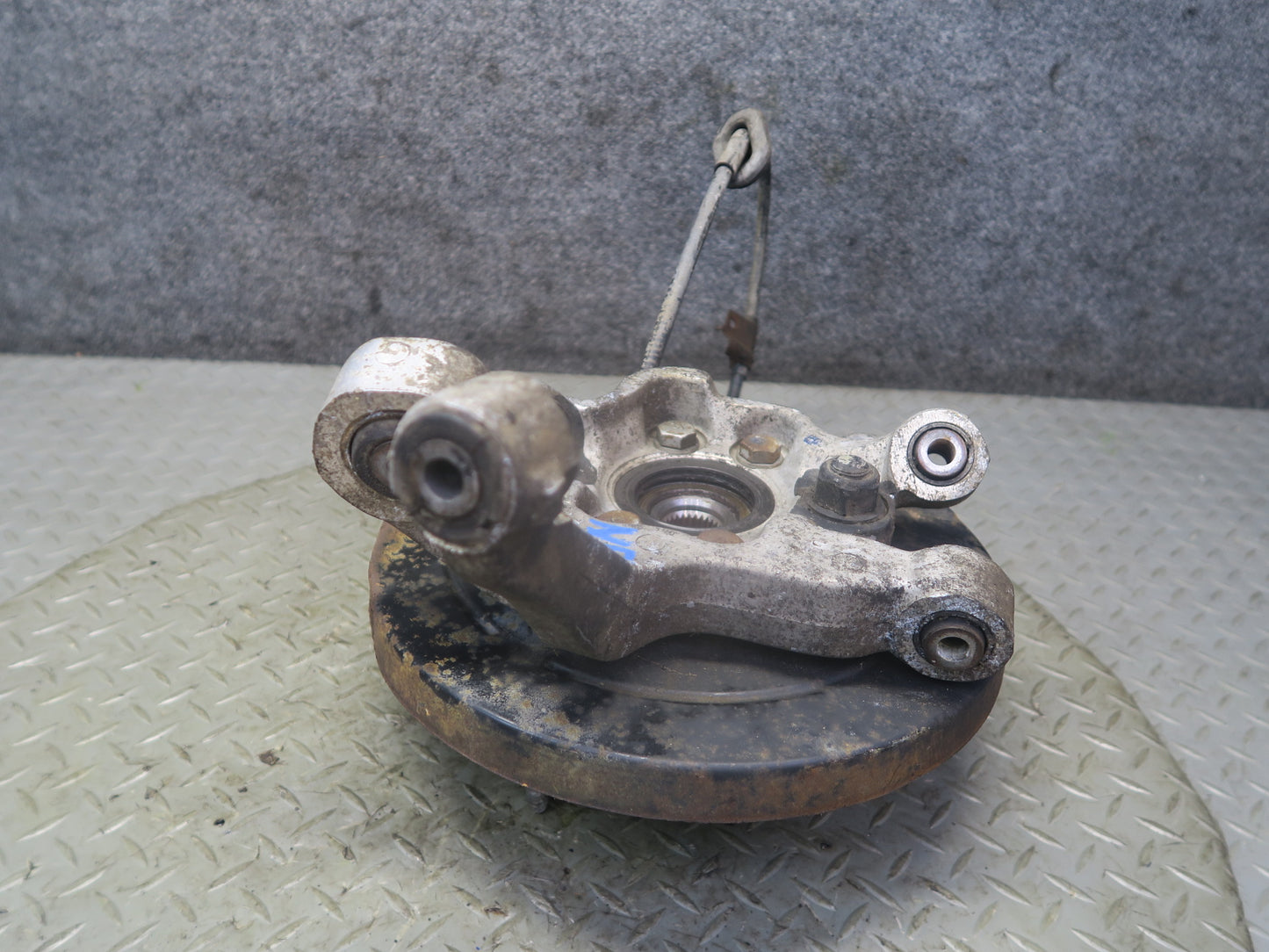 91-96 Nissan Z32 300ZX NA Rear Right Spindle Knuckle Wheel Hub Bearing OEM