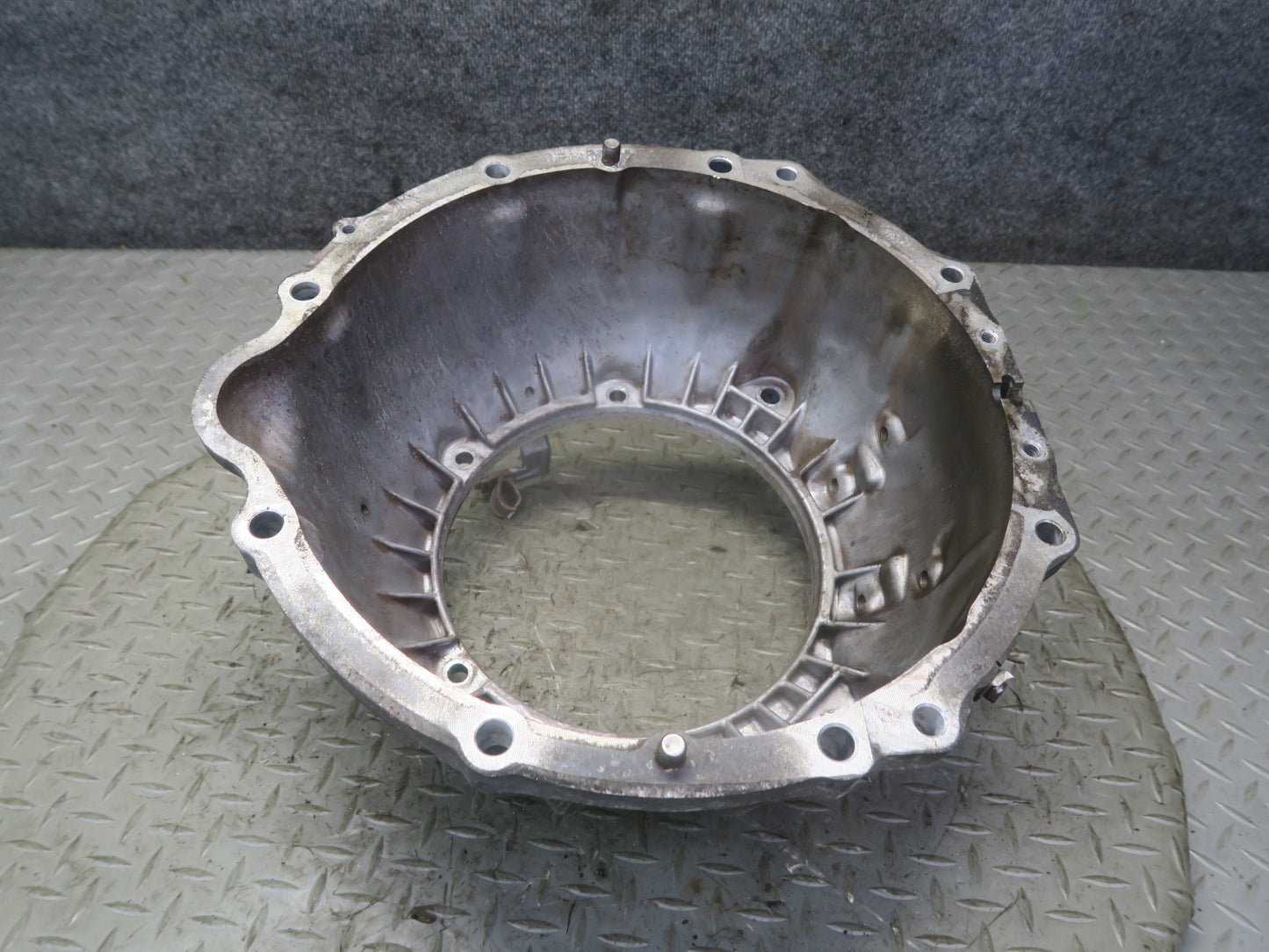 98-00 Lexus UZZ30L SC400 A650E U1 A/T Automatic Transmission Bell Housing OEM