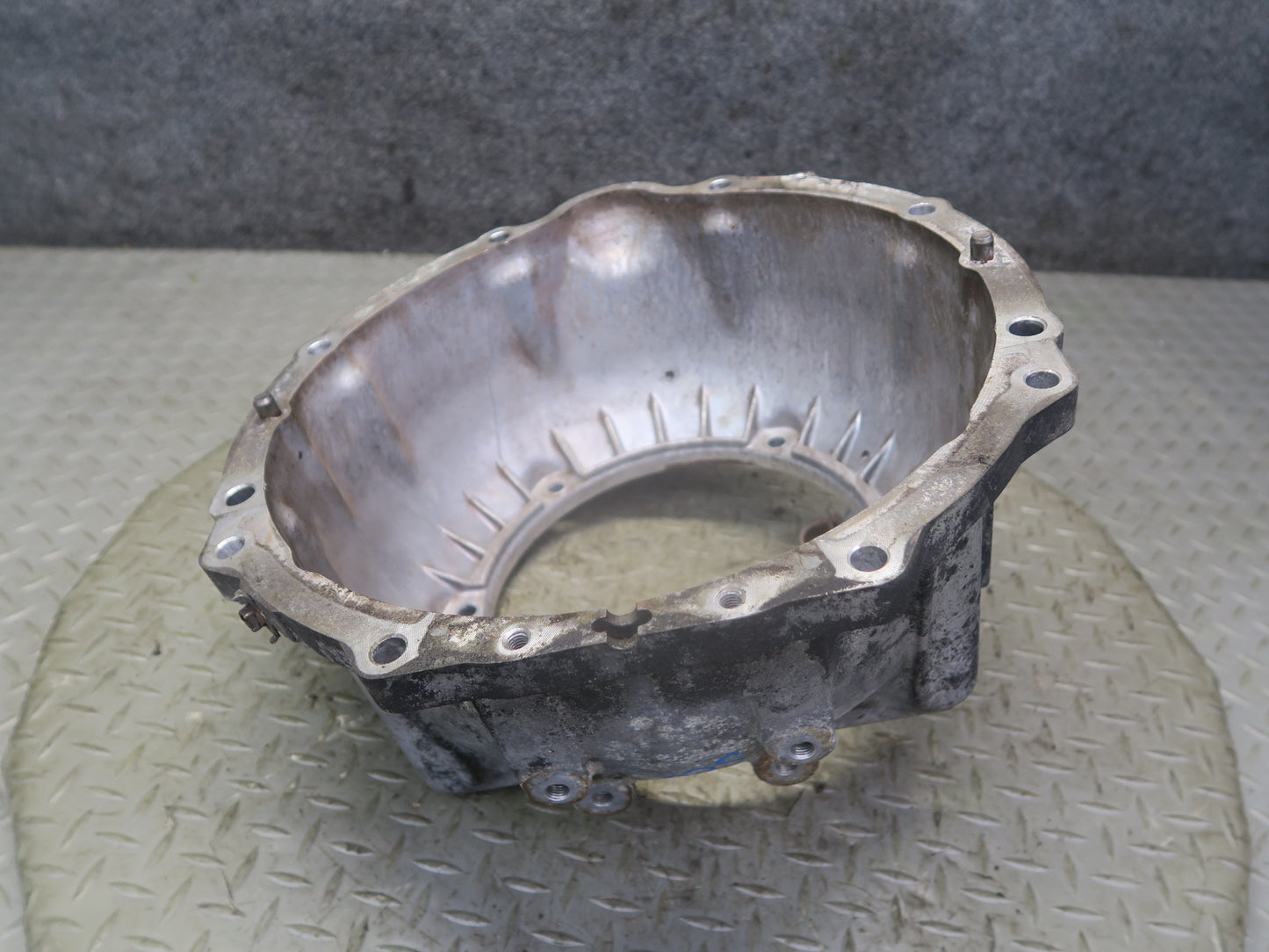 98-00 Lexus UZZ30L SC400 A650E U1 A/T Automatic Transmission Bell Housing OEM