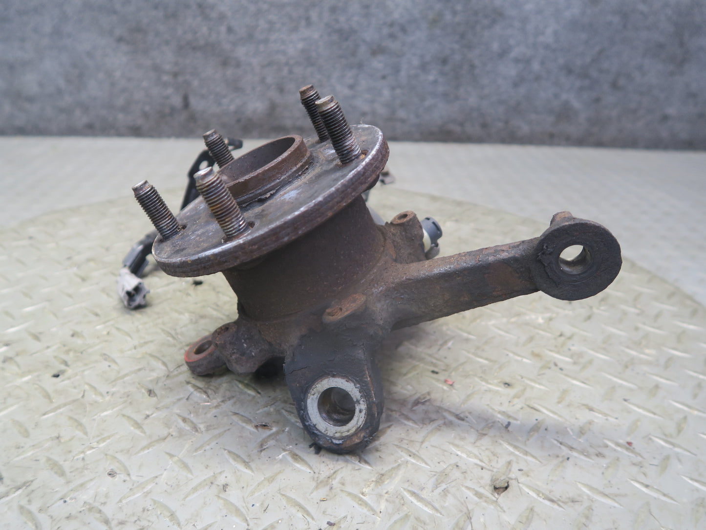 92-00 Lexus UZZ30 SC400 SC300 RWD Front Right Spindle Knuckle Wheel Hub 115K OEM