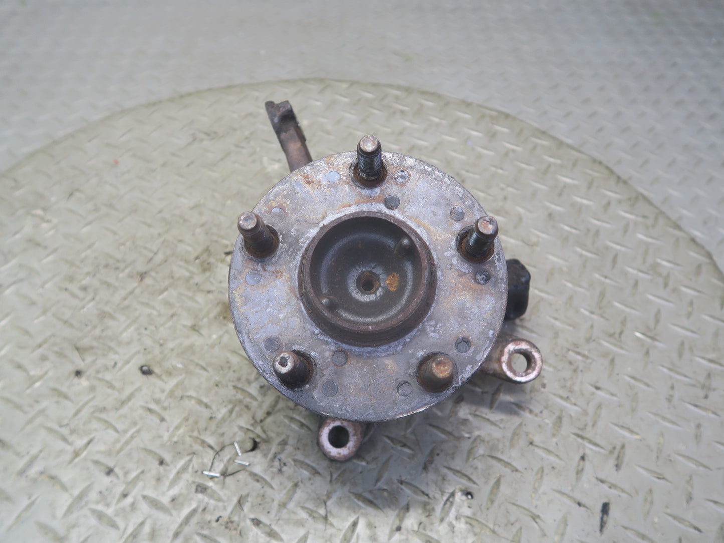 92-00 Lexus UZZ30L SC400 SC300 RWD Front Left Spindle Knuckle Wheel Hub 115K OEM