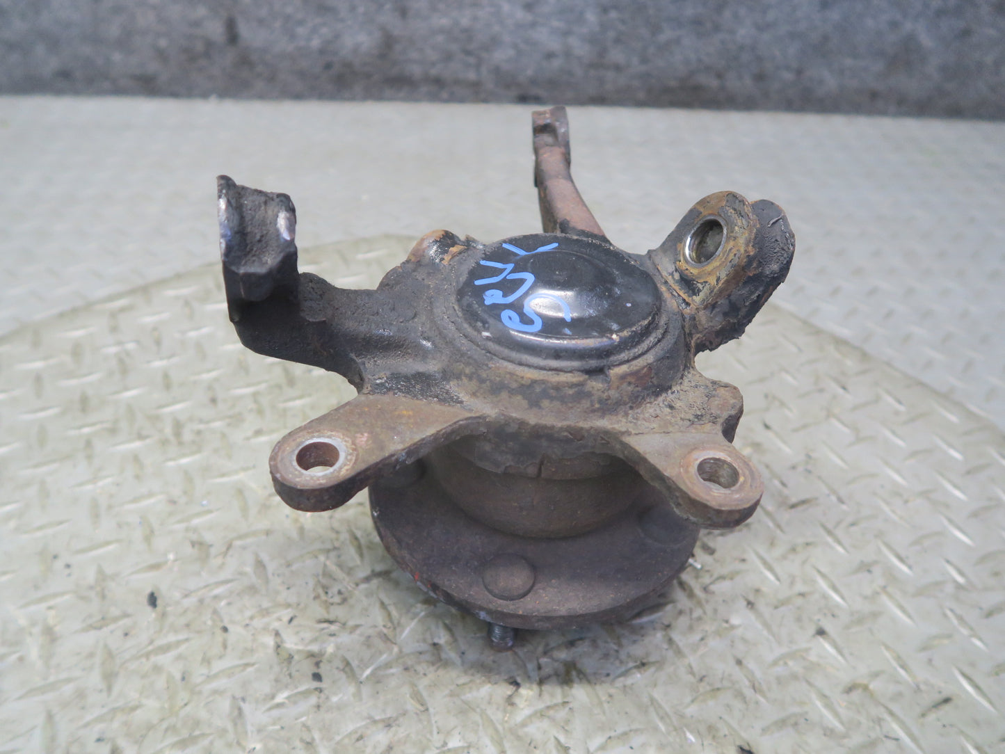 92-00 Lexus UZZ30L SC400 SC300 RWD Front Left Spindle Knuckle Wheel Hub 115K OEM