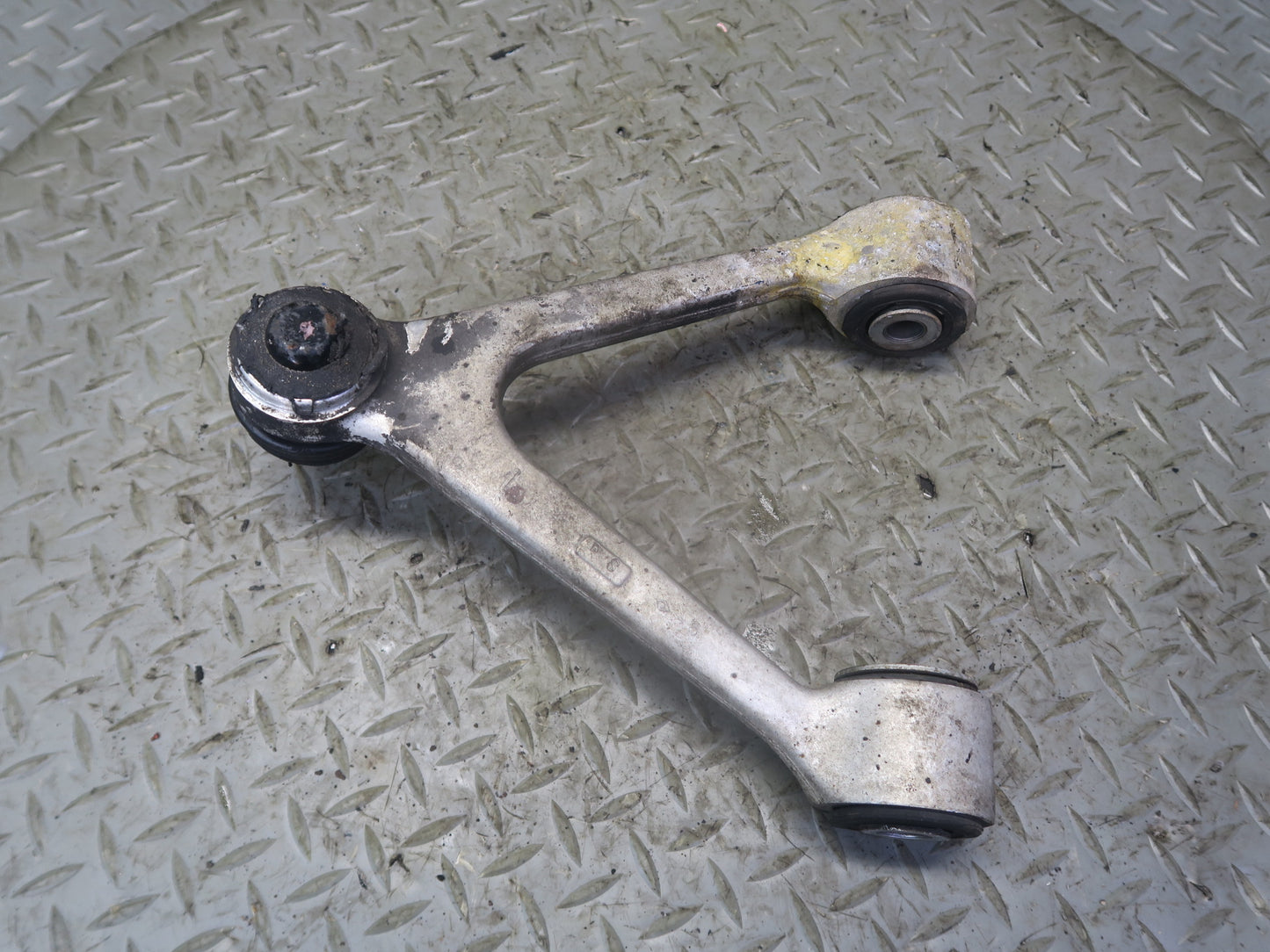 92-00 Lexus UZZ30L SC300 SC400 Front Left Upper Control Arm 115K Miles OEM