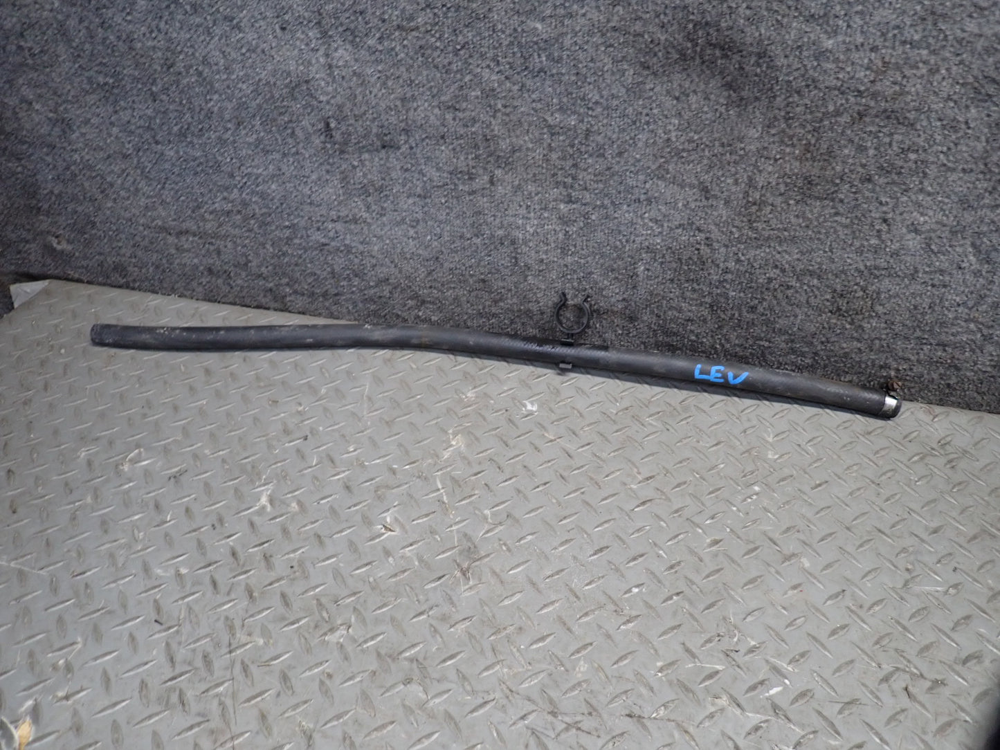 2000 VW Eurovan T4 2.8L AES Engine Radiator Coolant Hose Pipe Line Set OEM