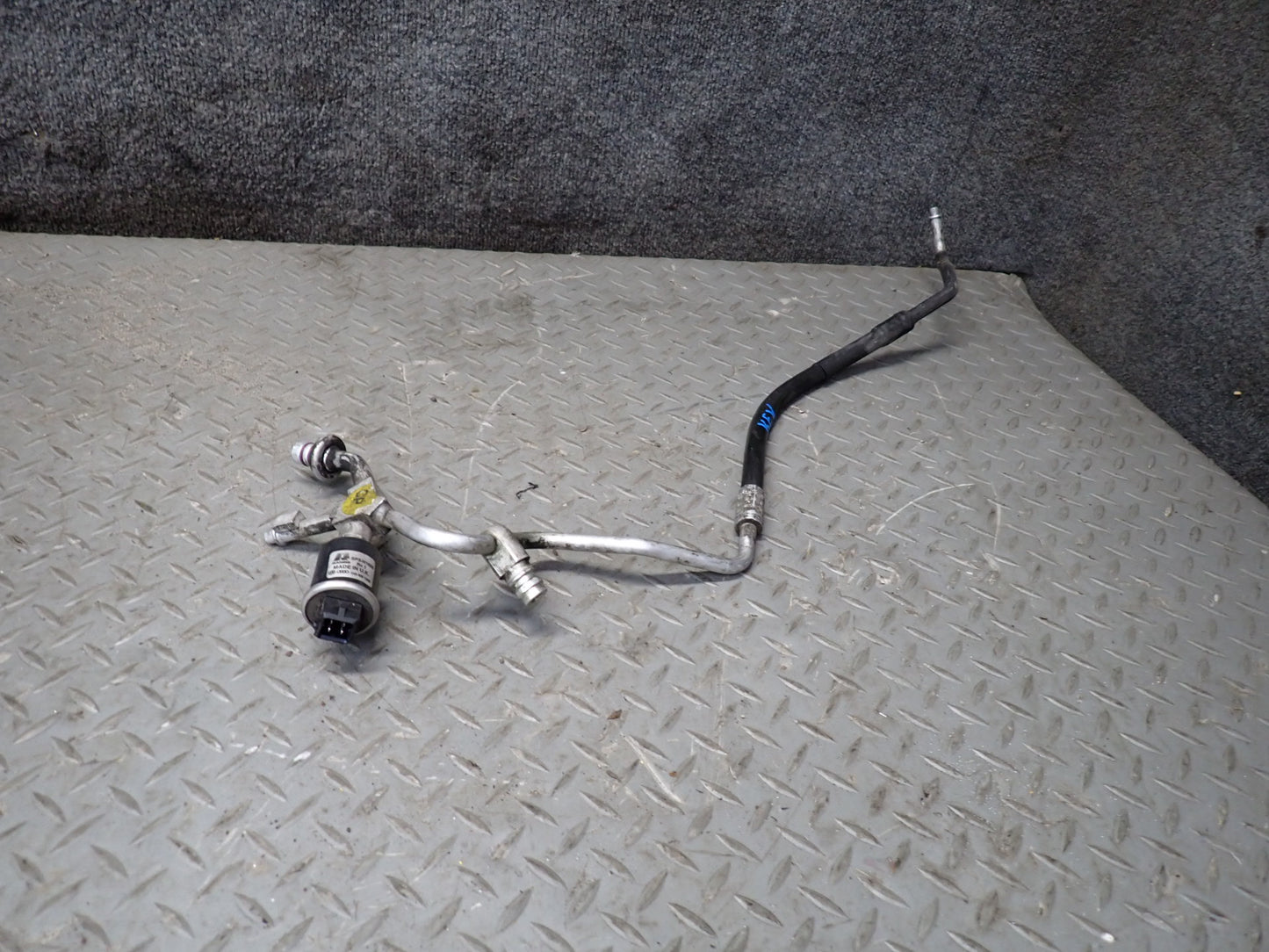01-03 VW Eurovan T4 2.8L AXK Set of 3 A/C Air Condition Hose Pipe Line OEM