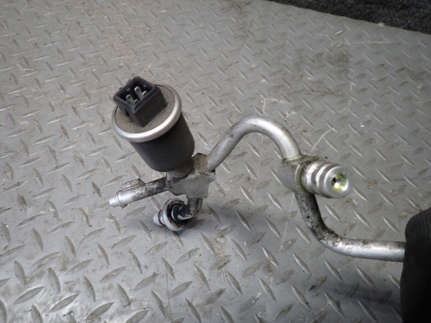 01-03 VW Eurovan T4 2.8L AXK Set of 3 A/C Air Condition Hose Pipe Line OEM