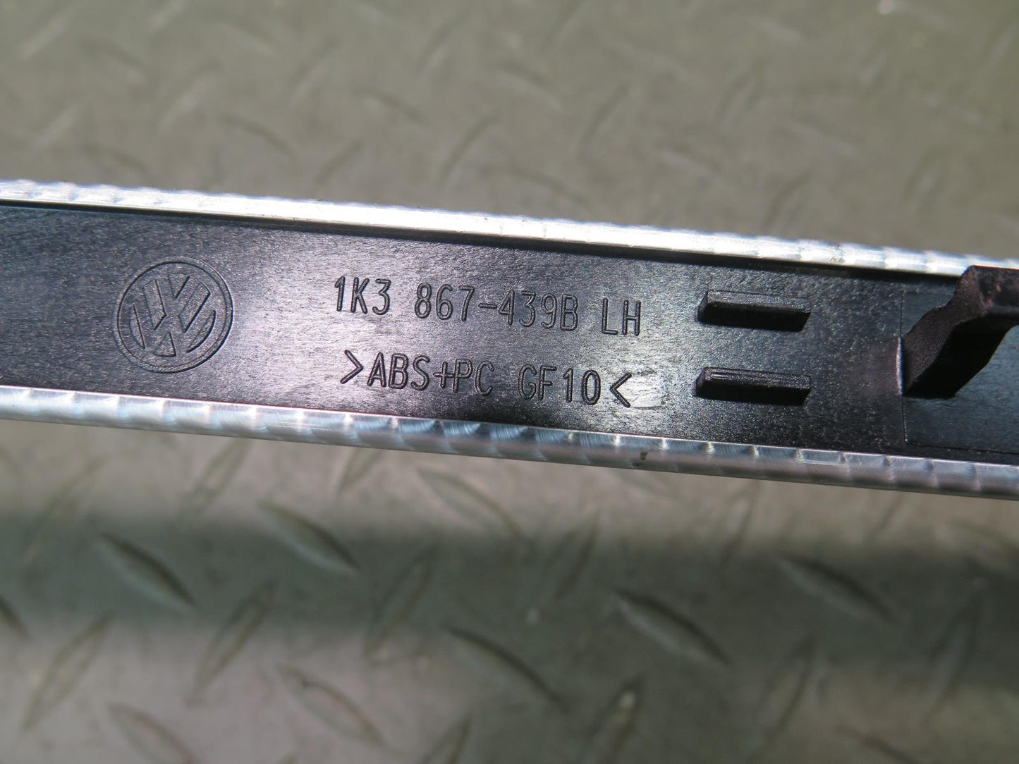2008 VW Golf R32 MK5 2DOOR Dash Center Ashtray Door Interior Trim Panel Set OEM