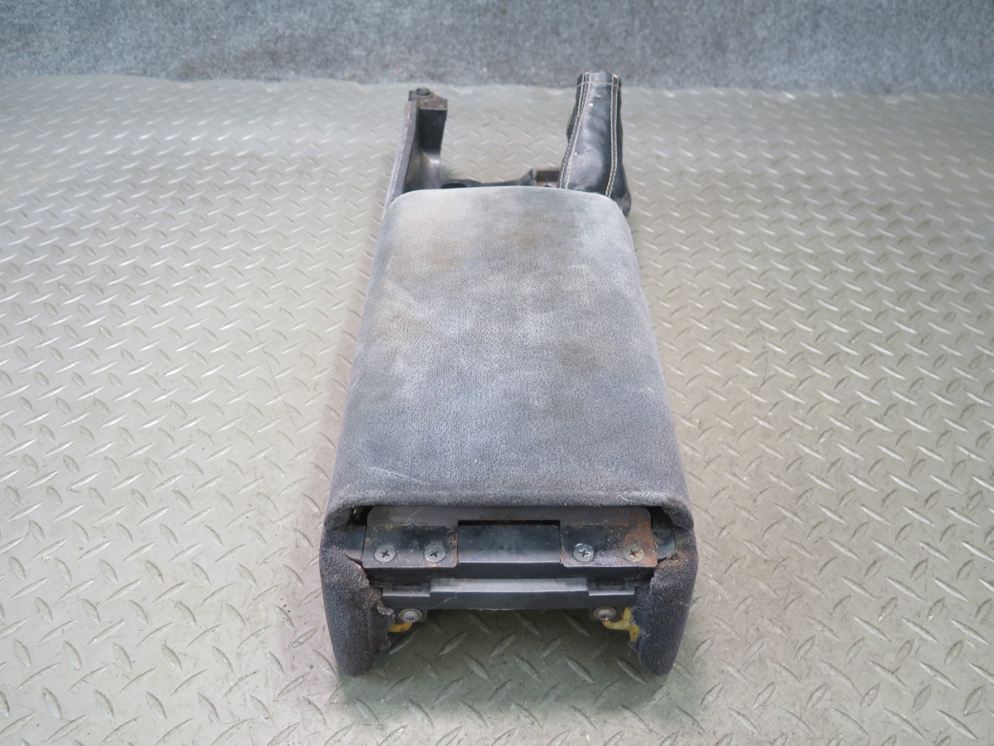 90-96 Nissan Z32 300ZX 2+0 Center Console Trim Cover Panel w Armrest OEM