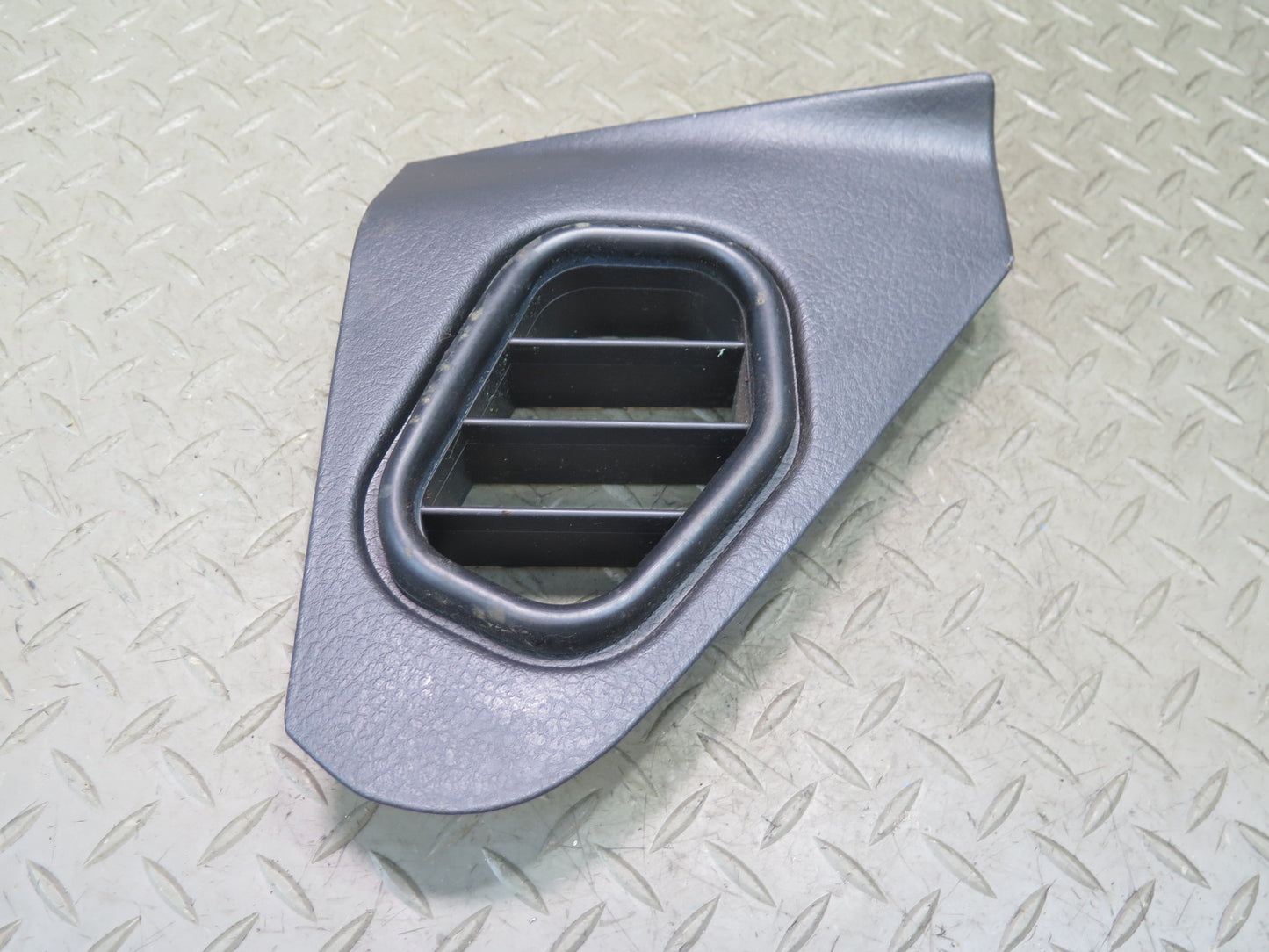 90-96 Nissan Z32 300ZX Set of 2 Dash Fornt Left & Right END Cap Trim Cover OEM