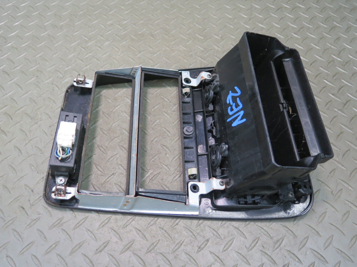 1993 Nissan Z32 300ZX Dash Center Radio Trim Panel w Air Vent & Clock OEM