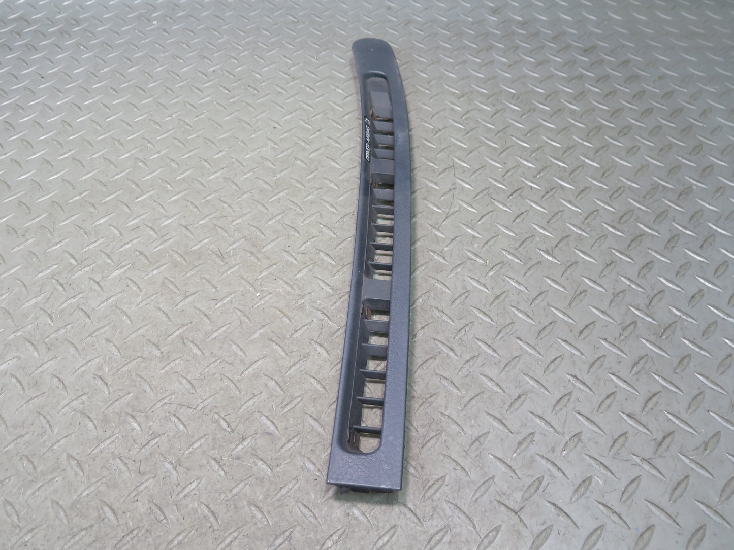 90-96 Nissan Z32 300ZX Set of 2 Dash Front Left & Right Defrost Air Grille OEM