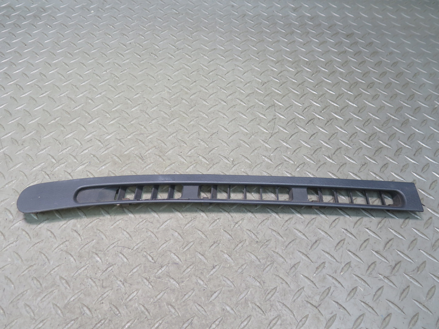 90-96 Nissan Z32 300ZX Set of 2 Dash Front Left & Right Defrost Air Grille OEM