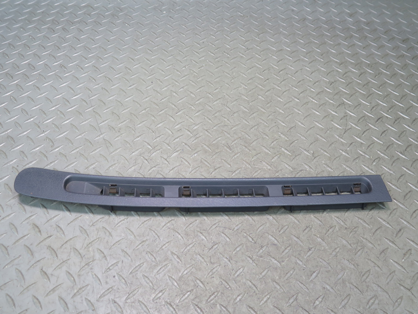 90-96 Nissan Z32 300ZX Set of 2 Dash Front Left & Right Defrost Air Grille OEM