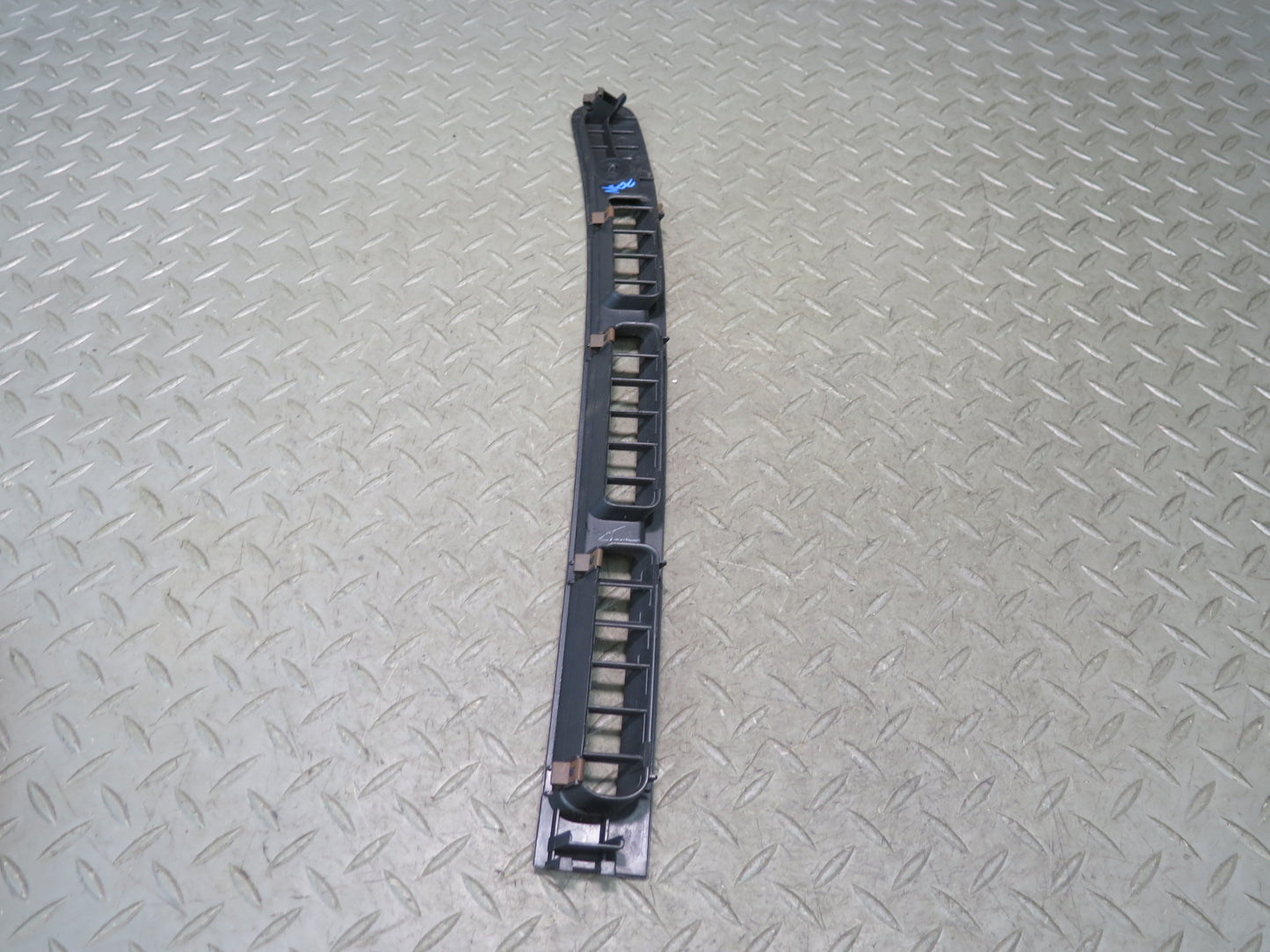 90-96 Nissan Z32 300ZX Set of 2 Dash Front Left & Right Defrost Air Grille OEM